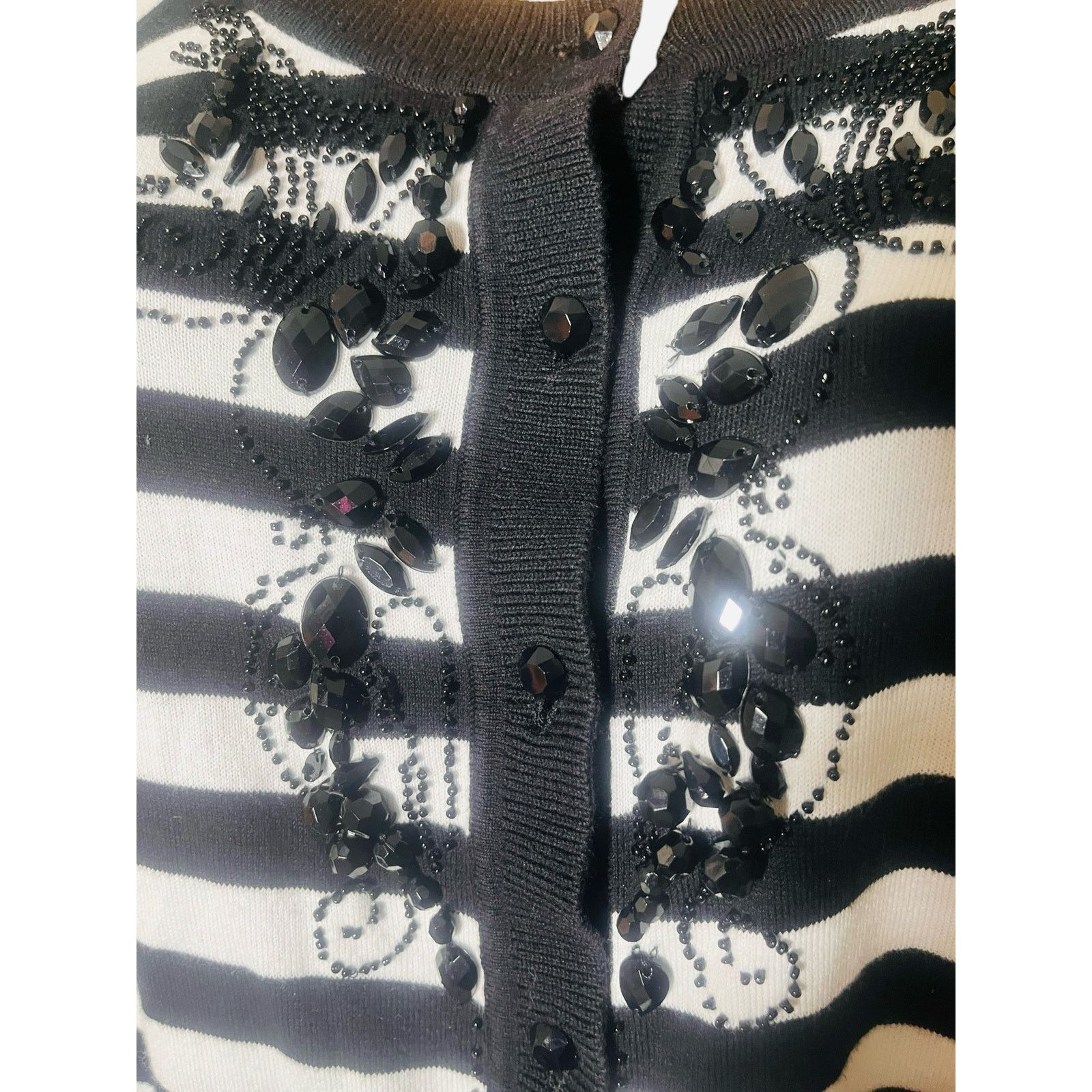 Other Talbots Black and White Striped Beaded Cardigan Sz Medium Size M / US 6-8 / IT 42-44 - 3 Thumbnail
