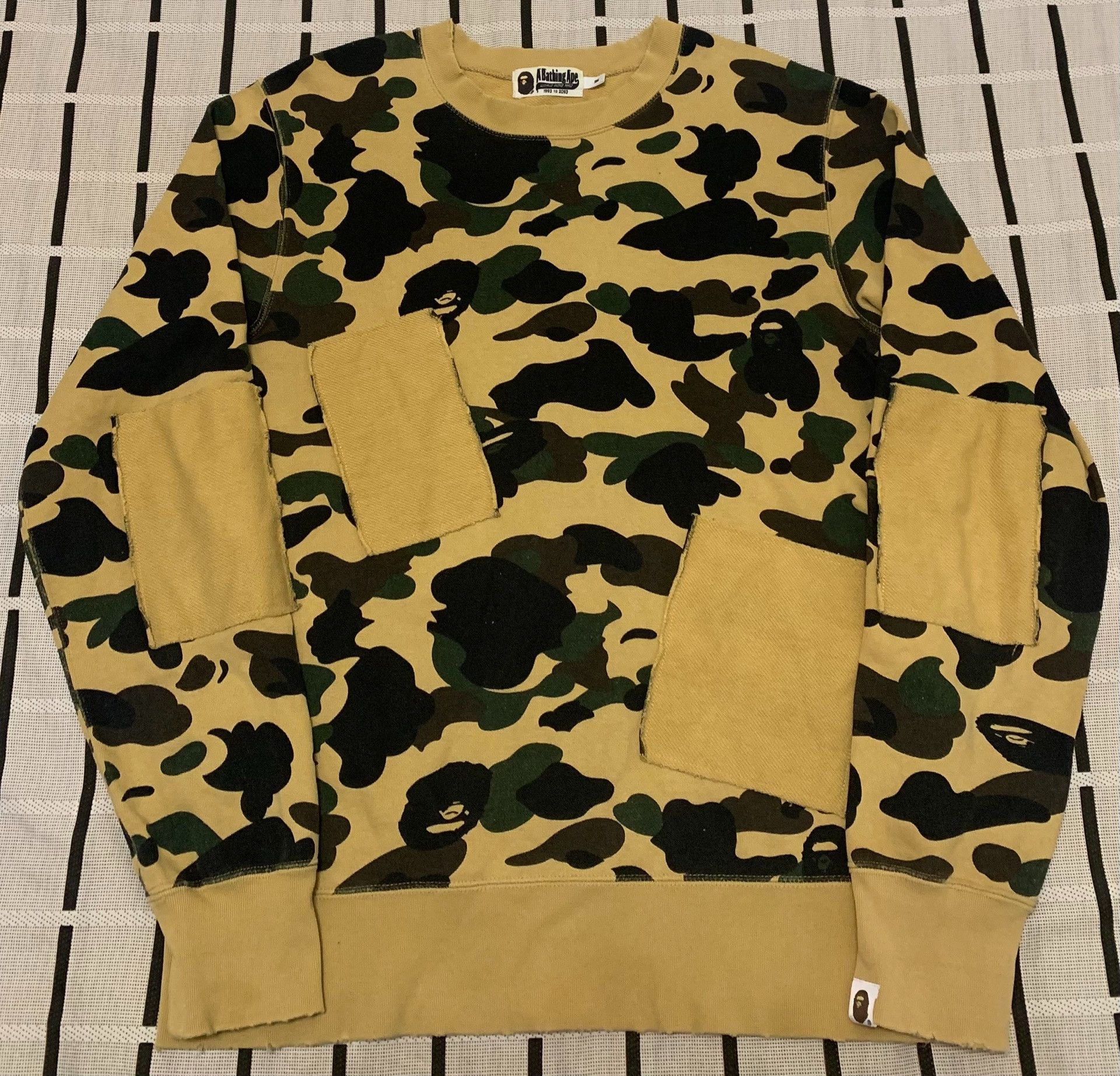 Bape Bape Camo Yellow Hoodie M Men Size US M / EU 48-50 / 2 - 1 Thumbnail