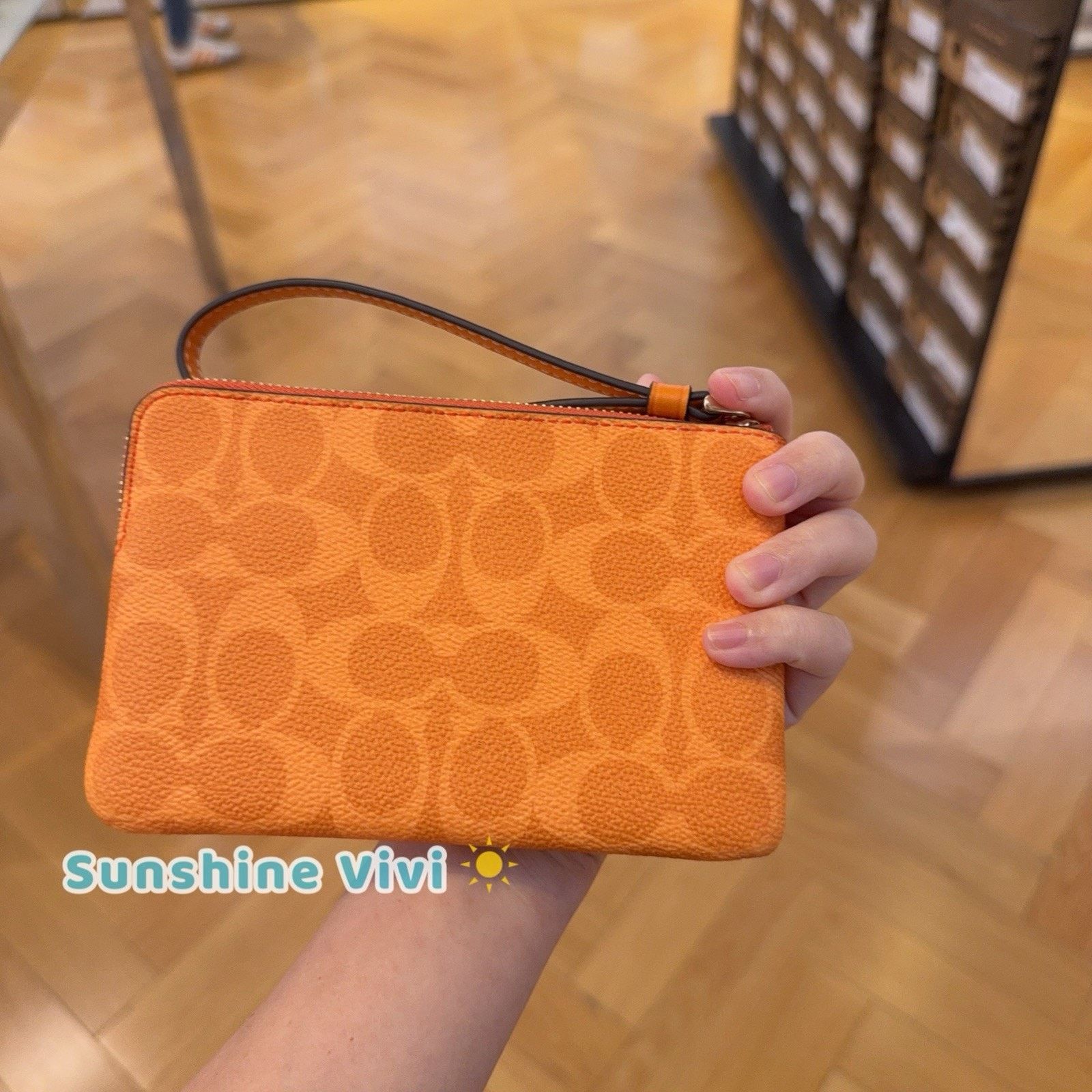 Coach NWT Coach Corner Zip Wristlet CAQ75 Bright Mandarin Size ONE SIZE - 2 Thumbnail
