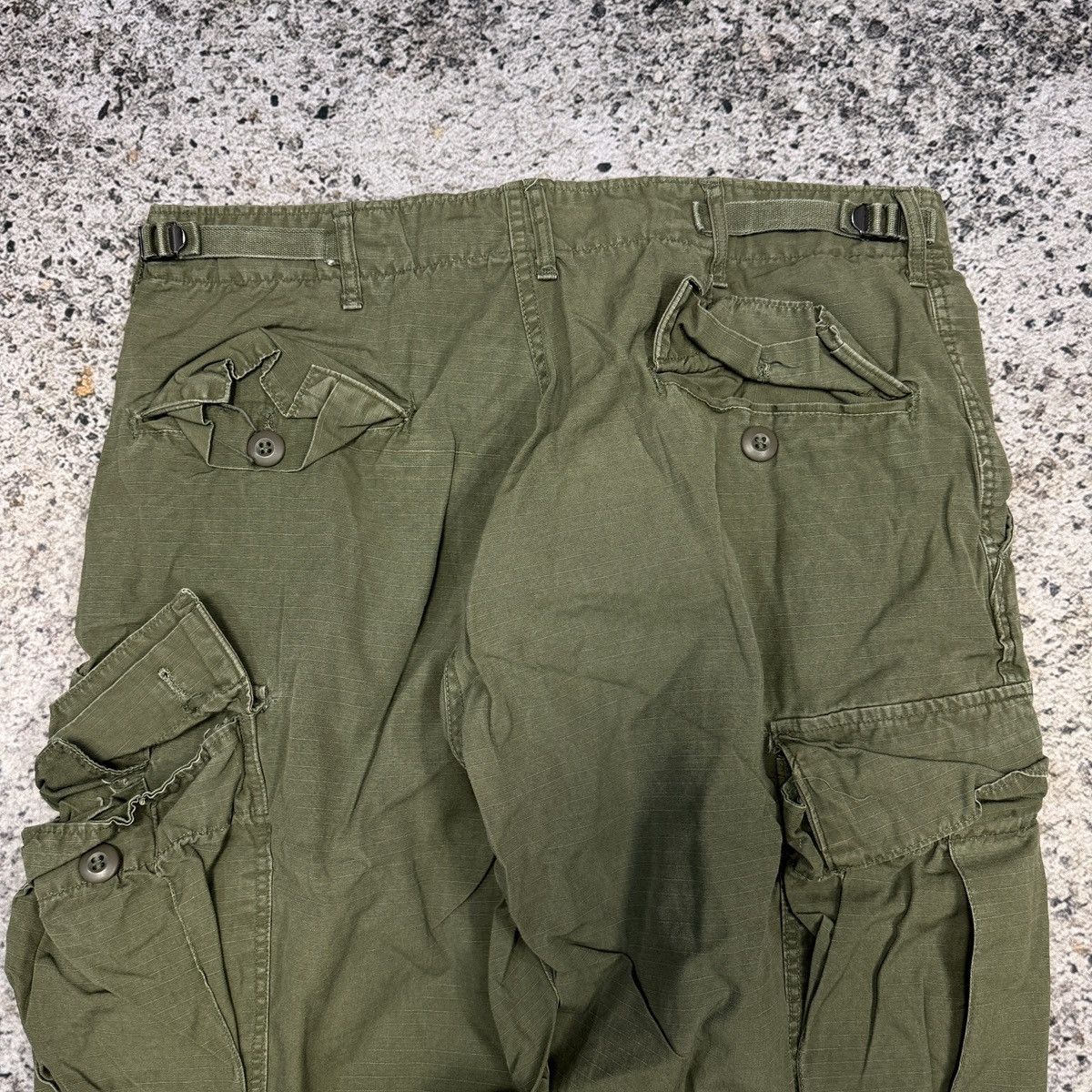 Vintage 80s Faded Green US Army Fatigue Cargo Pants Size US 33 - 9 Thumbnail