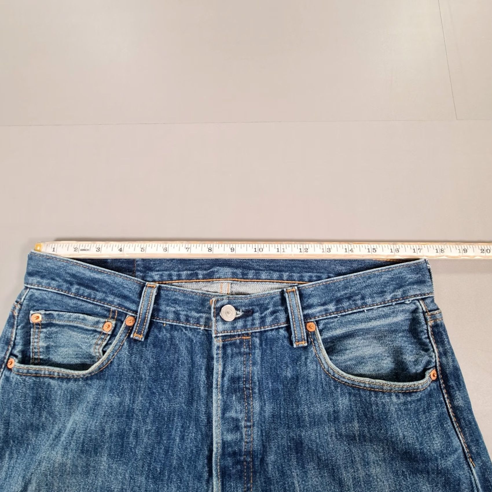 Levi's Levi's 501 Jeans Blue W34 L36 Regular Fit Straight Leg Denim Button Fly Mens Jeans 501 Series USA 90s Classic Vintage No (adjusted within rules) Size US 34 / EU 50 - 6 Thumbnail