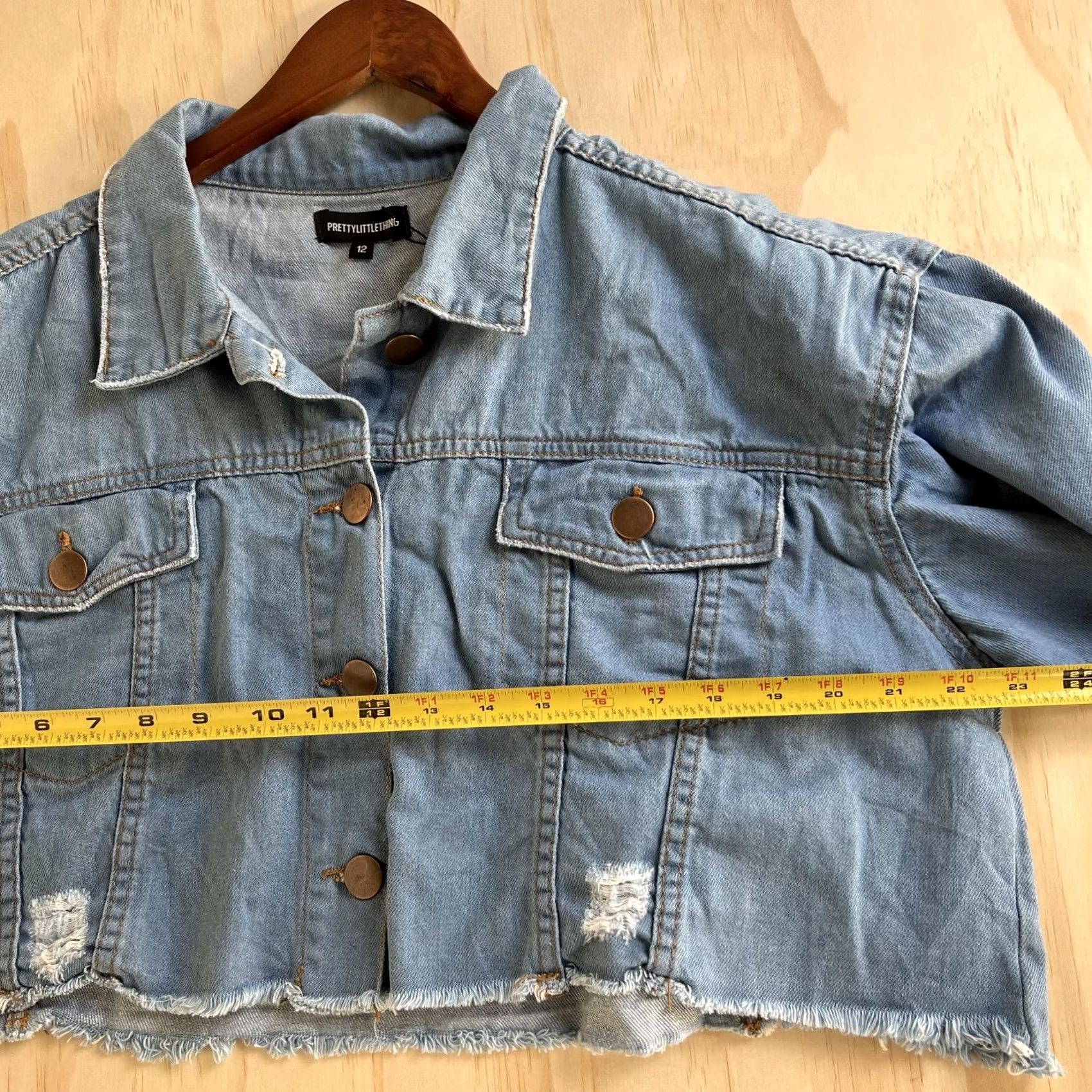 PrettyLittleThing PrettyLittleThing Jacket Womens 12 Petite Blue Denim Cropped Raw Hem Distressed Jacket Size XL / US 12-14 / IT 48-50 - 7 Thumbnail