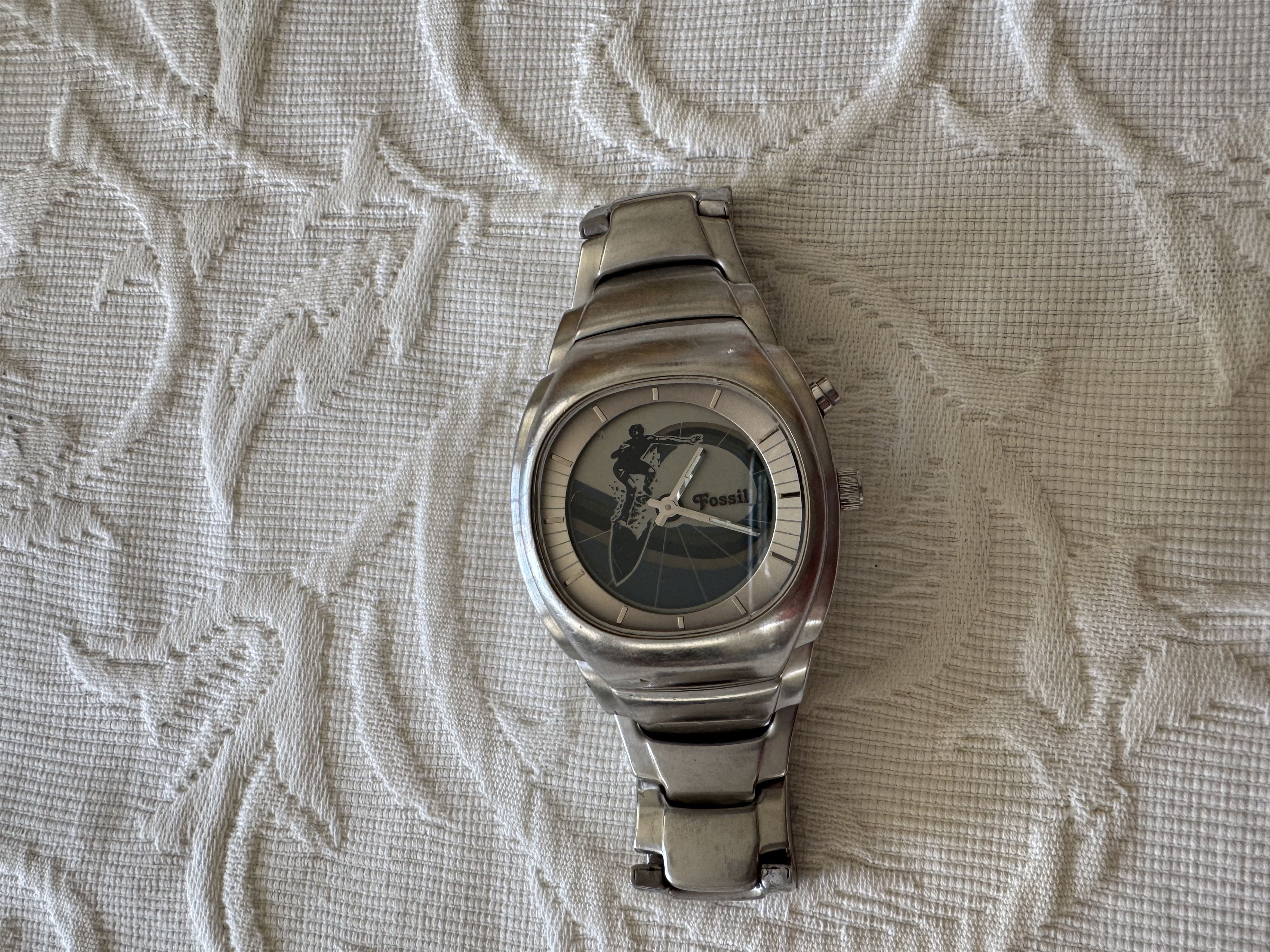 Fossil Vintage Fossil BIG TIC JR8286 - Wave Surfing Edition Size 42 - 3 Thumbnail
