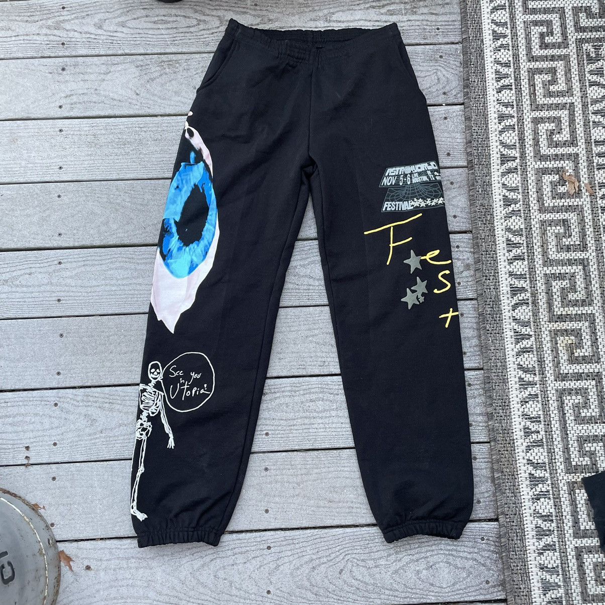 Travis Scott Rare Travis Scott Astrofest 2021 Exclusive Utopia size M Size US 34 / EU 50 - 1 Thumbnail