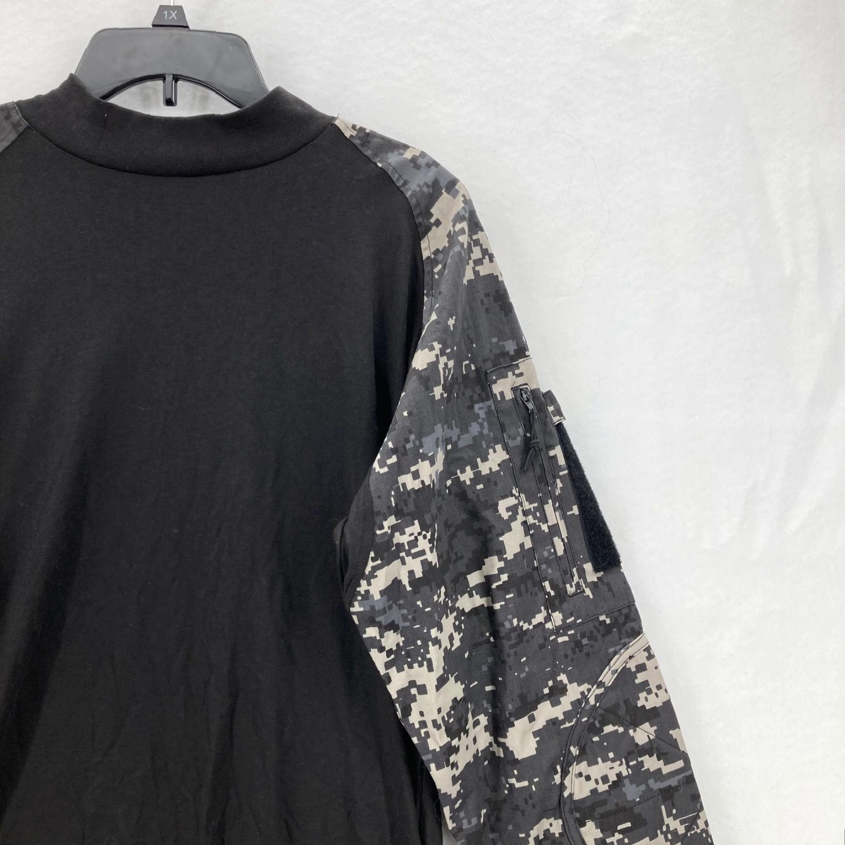 Rothco Rothco Tactical Shirt Mens M Black Digital Camo Padded Sleeves Military Pockets Moisture Wicking Breathable Long Sleeve Pullover Size US M / EU 48-50 / 2 - 2 Thumbnail