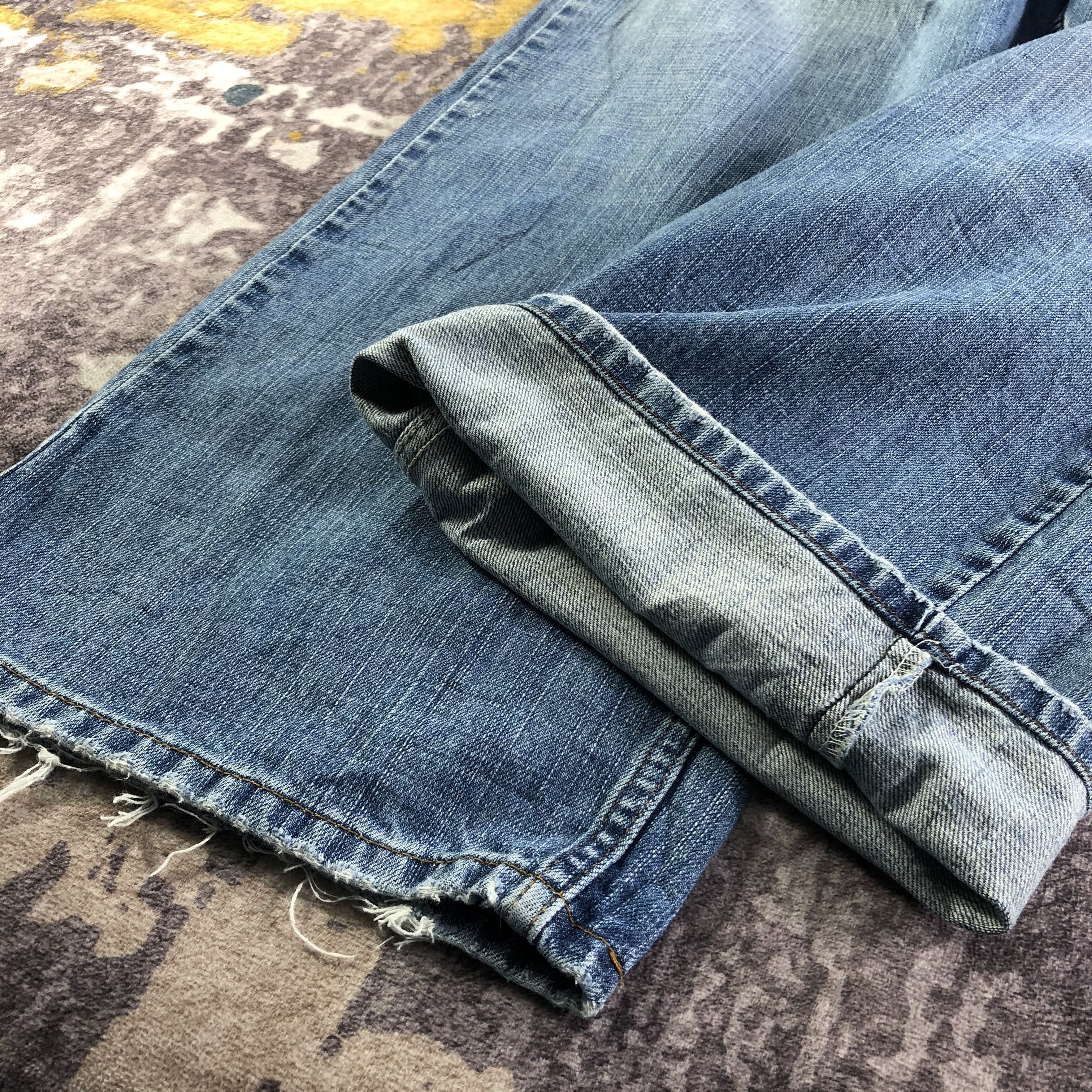 Levi's × Vintage Vintage Blue Wash Levis 569 Jeans-JM3517 Size US 41 - 7 Thumbnail