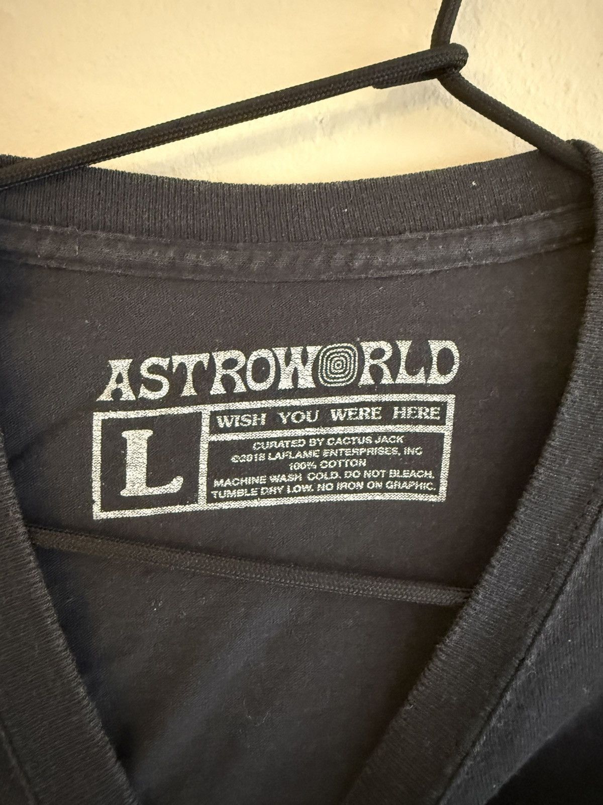 Travis Scott Astroworld Europe exclusive rubber duck tee Size US L / EU 52-54 / 3 - 3 Thumbnail