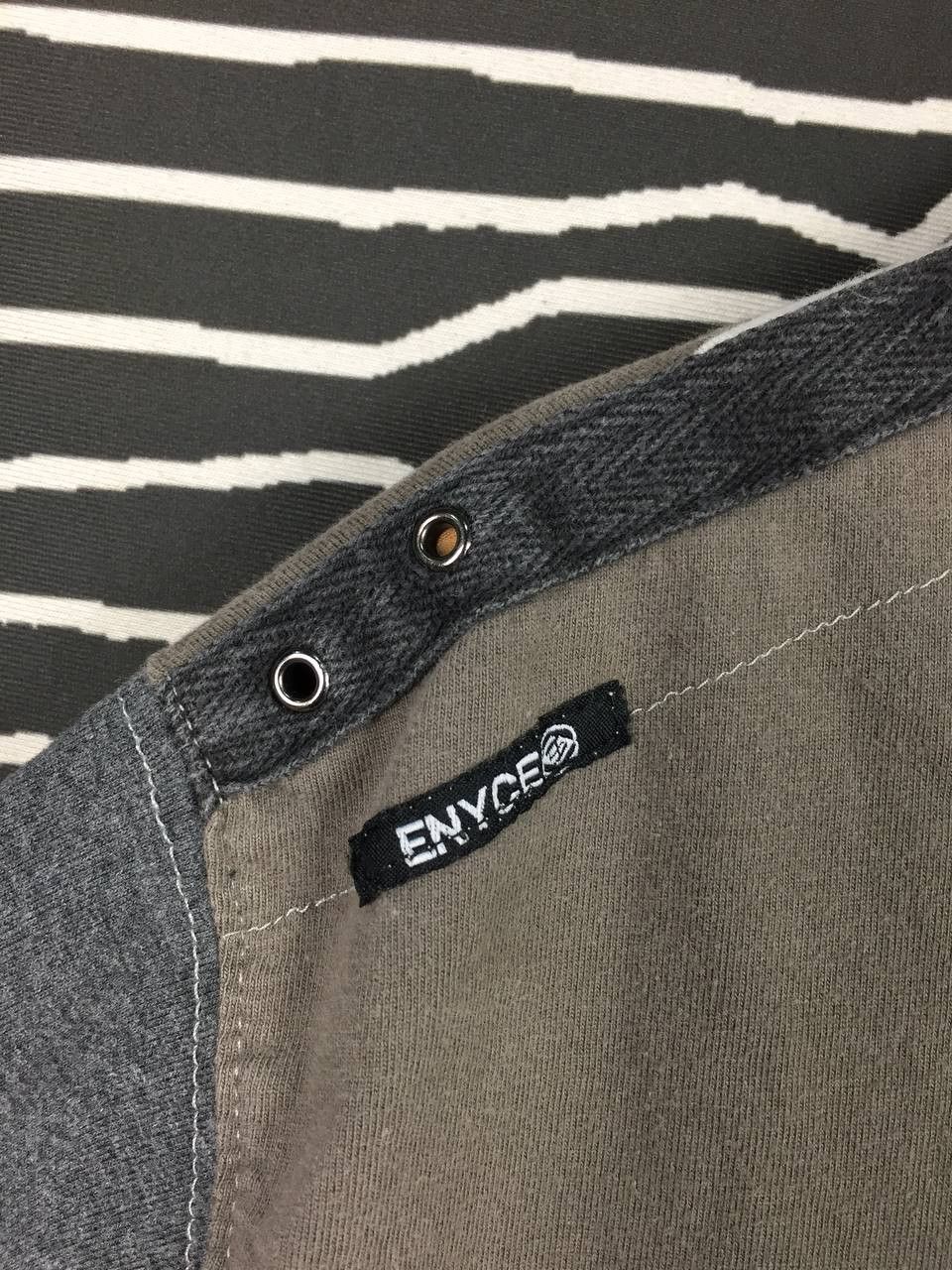 Enyce × Vintage ENYCE American Hip Hop Fashion Brand Striped Tee Size US M / EU 48-50 / 2 - 5 Thumbnail