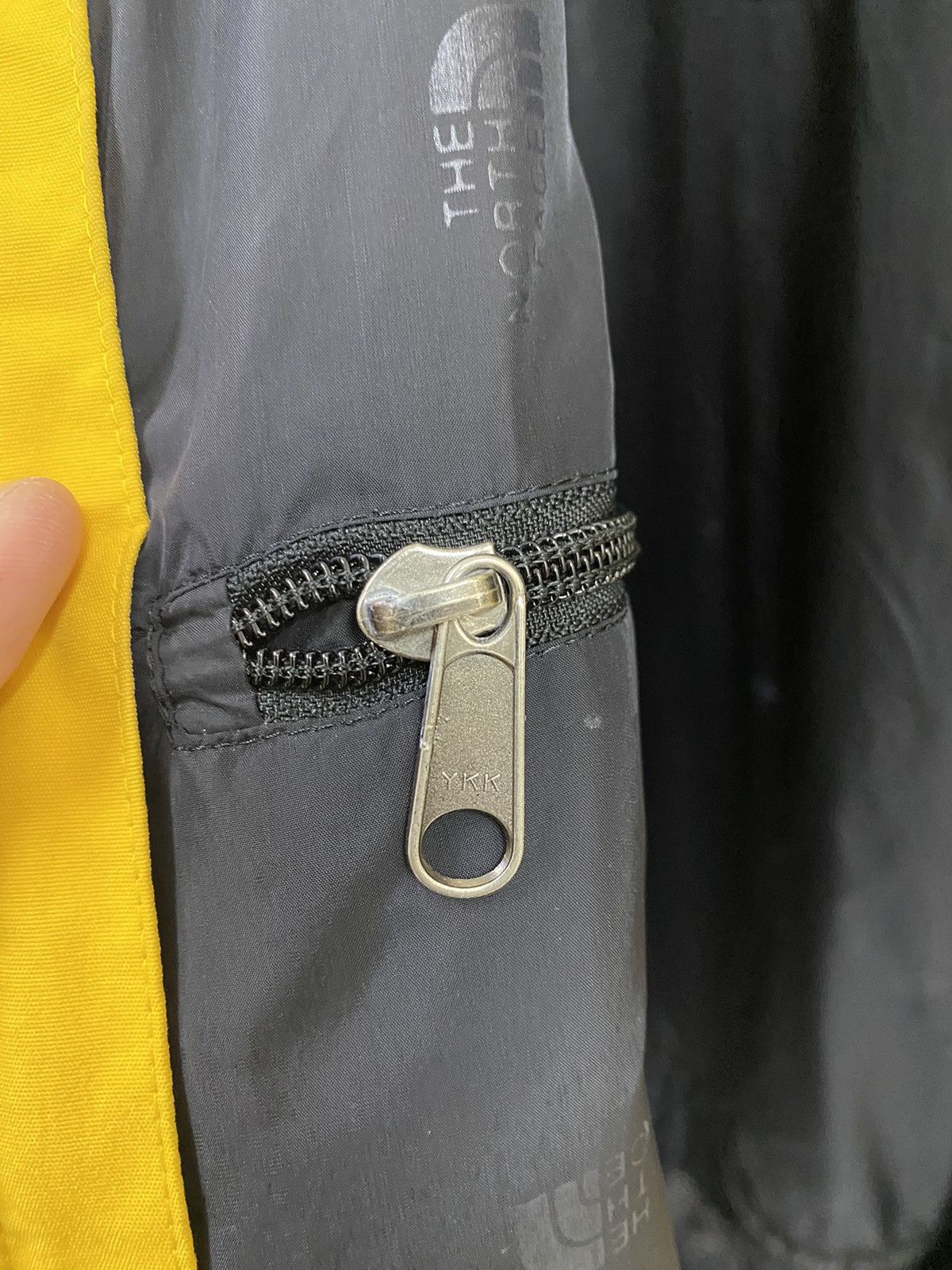 The North Face The North Face Goretex Outwear Yellow Size US L / EU 52-54 / 3 - 14 Thumbnail