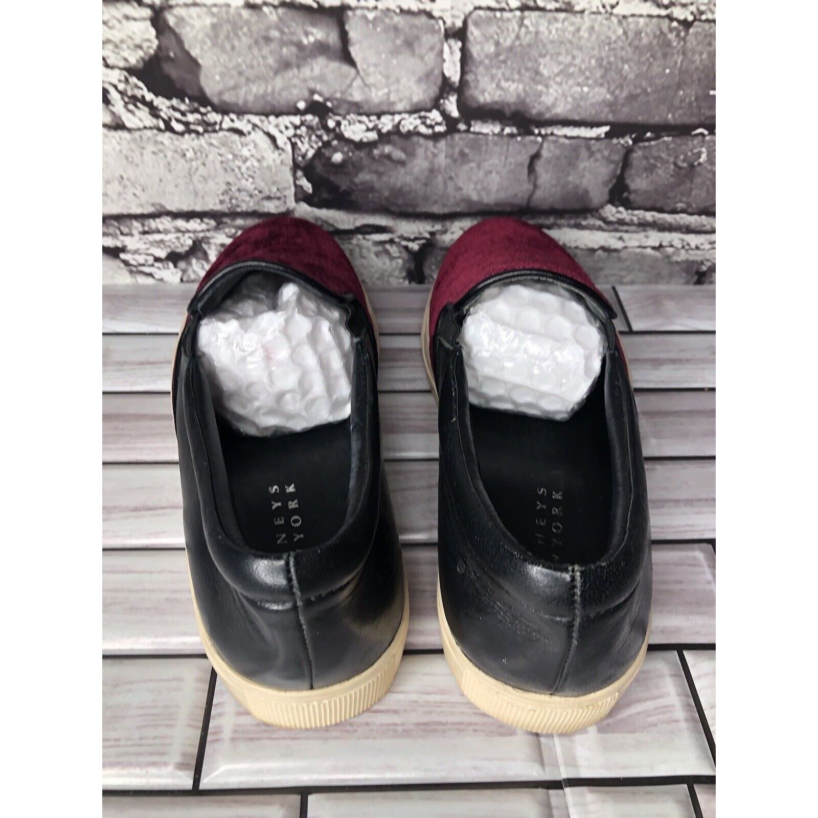 Barneys New York Barney’s New York Red Velvet Suede Slip On Casual Sneakers S Size US 6 / IT 36 - 6 Thumbnail