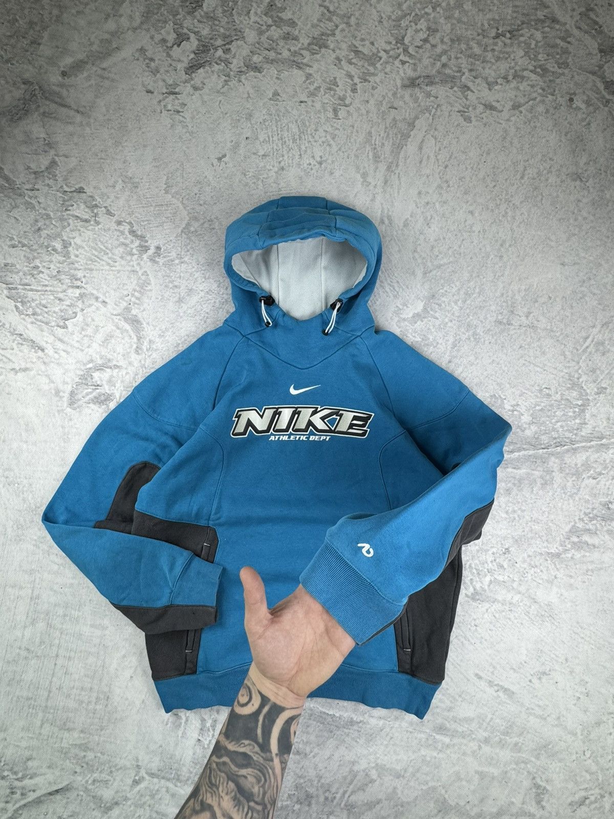 Nike × Vintage NIKE VINTAGE CENTER LOGO OVERSIZE BOXY HOODIE Size US M / EU 48-50 / 2 - 3 Thumbnail