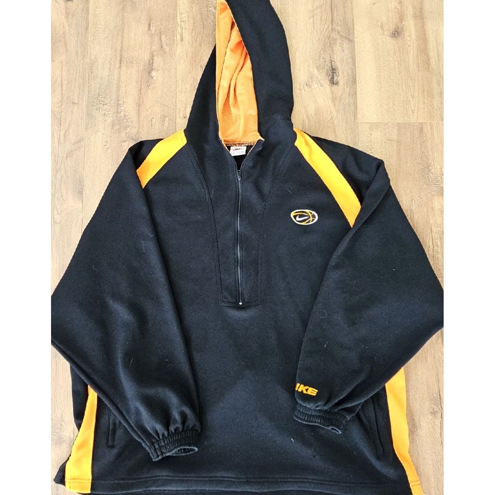 Nike Vtg Nike Basketball Hoops 1990s Warmup Hooded Shooting Shirt Mens XL Black Long Sleeve Vintage Nike Shirt Mens XL Hooded Basketball Growth? Size US XL / EU 56 / 4 - 2 Thumbnail
