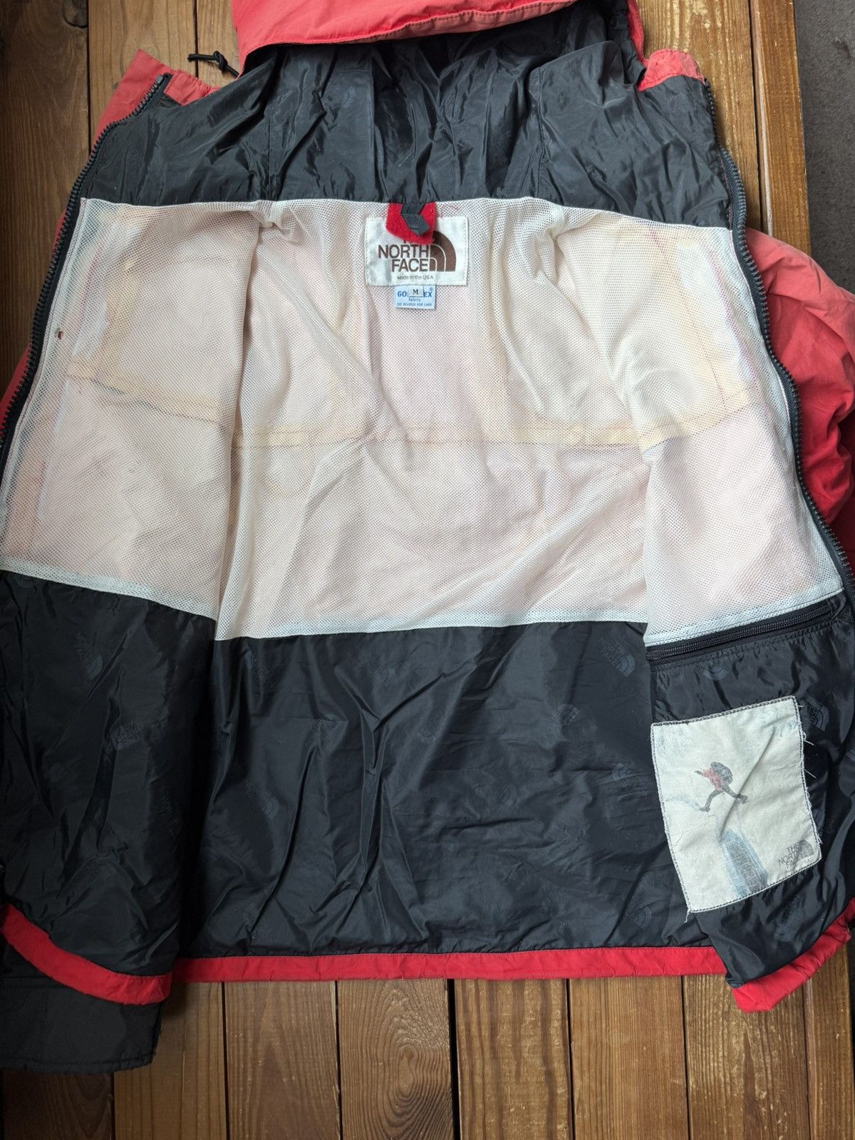 The North Face Vintage 80s The North Face GoreTex Mountain Light Red Jacket Size US M / EU 48-50 / 2 - 6 Thumbnail