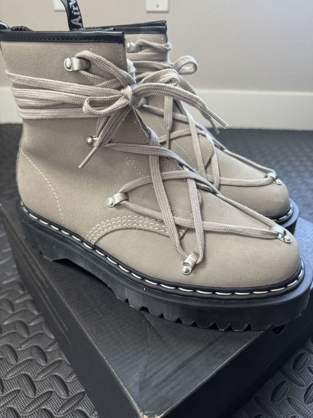 Dr. Martens × Rick Owens 1460 Bex Sole Taupe Size US 9 / EU 42 - 4 Thumbnail