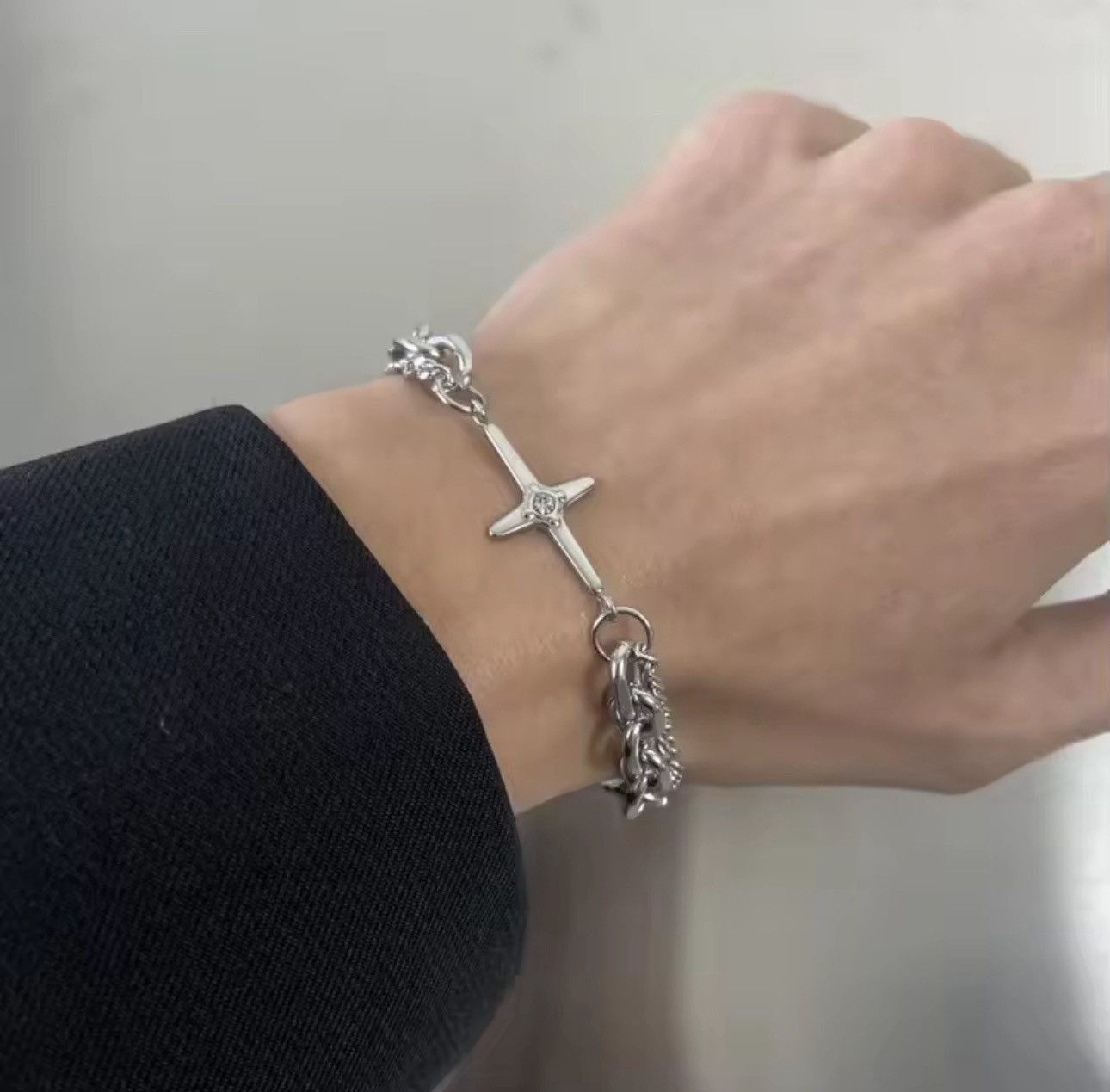 Jewelry Gothic Star Bracelet Silver Vintage Bracelet Y2K Size ONE SIZE - 4 Thumbnail