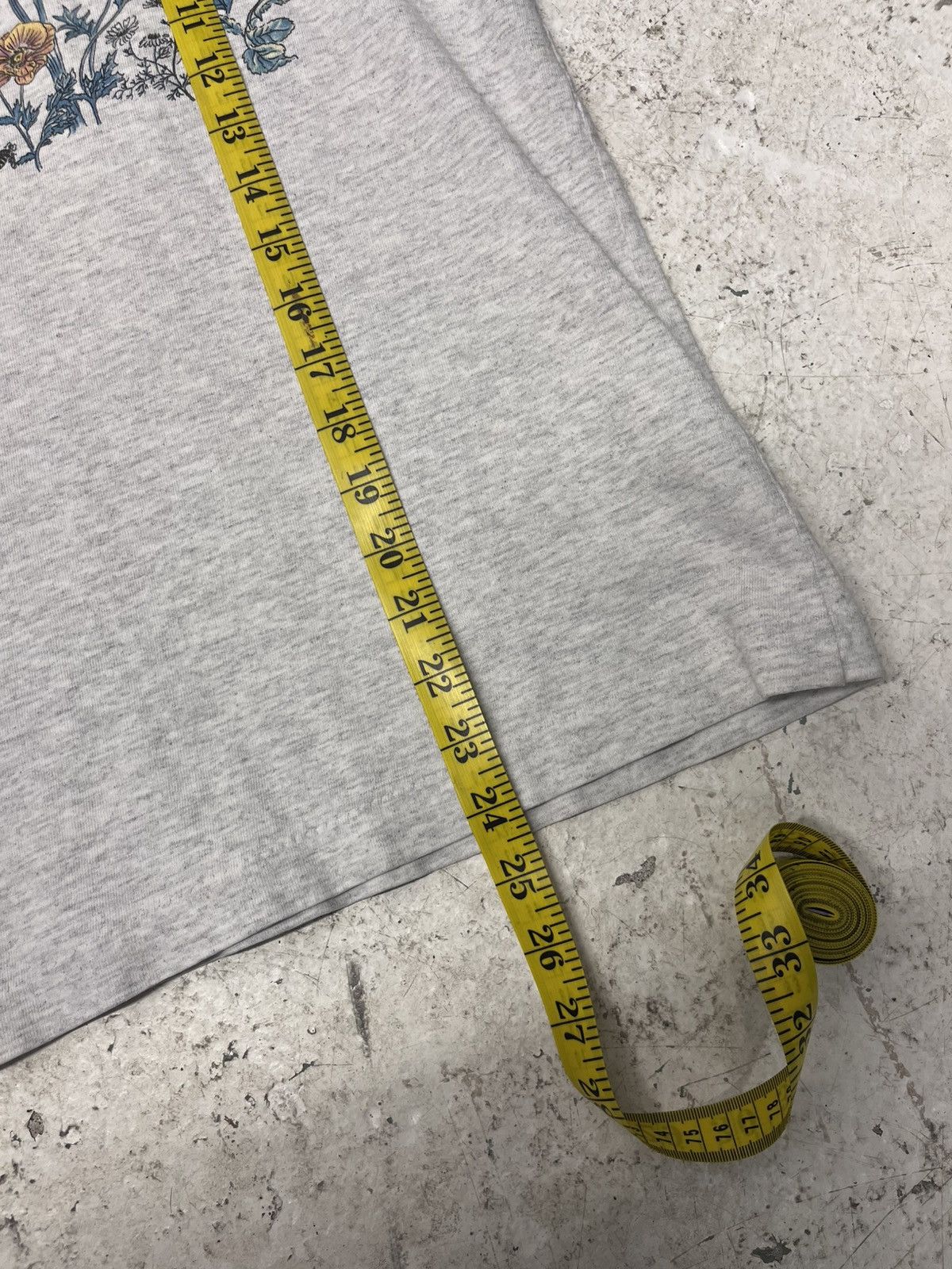 Vintage Vintage single stitch light grey flower tee Size US XL / EU 56 / 4 - 7 Thumbnail