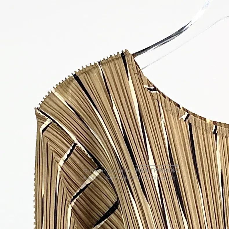 Issey Miyake Issey Miyake Green Short Sleeve Top Size S / US 4 / IT 40 - 3 Thumbnail