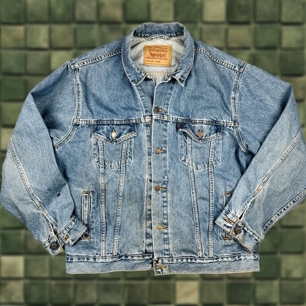 Levi's VINTAGE Levi's Trucker Jacket Adult Large Blue 90s USA Made Red Tab Denim Mens Size US L / EU 52-54 / 3 - 1 Thumbnail