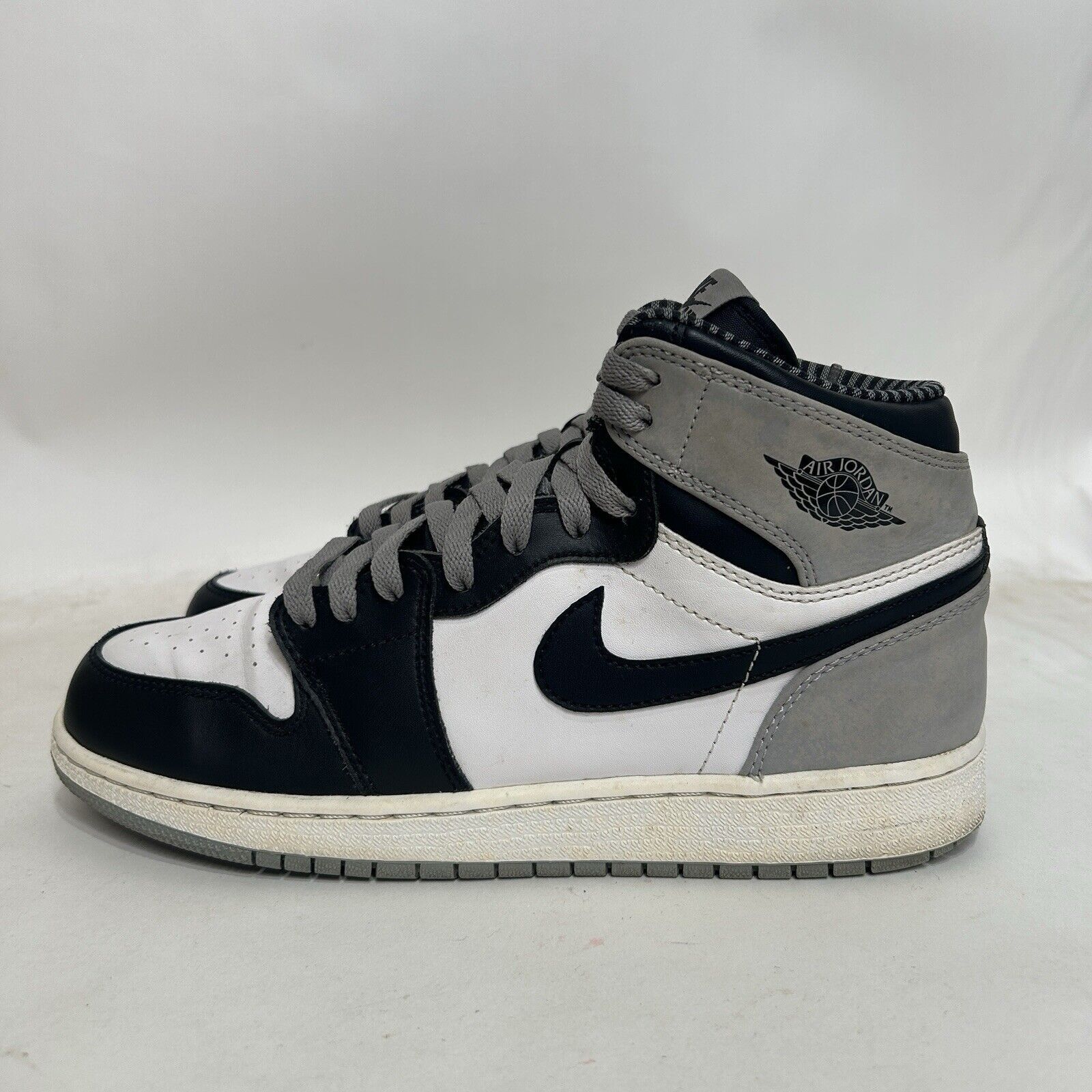 Jordan Brand Nike Shoes Air Jordan 1 Retro High OG GS “Barons” 2024 Size US 8.5 / IT 38.5 - 6 Thumbnail