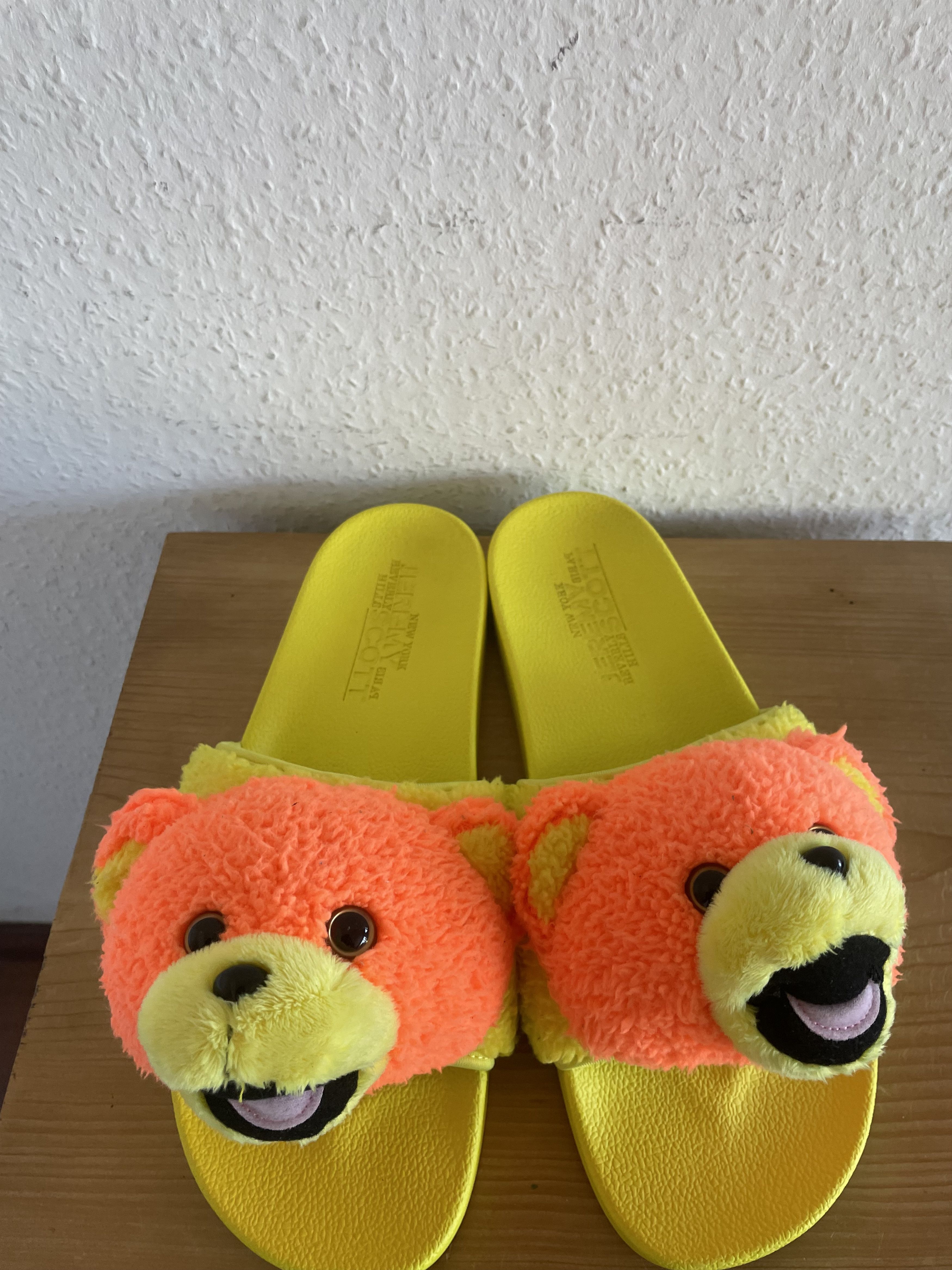 Adidas × Jeremy Scott Adilette Teddy Bear Slides Neon Size US 13 / EU 46 - 5 Thumbnail