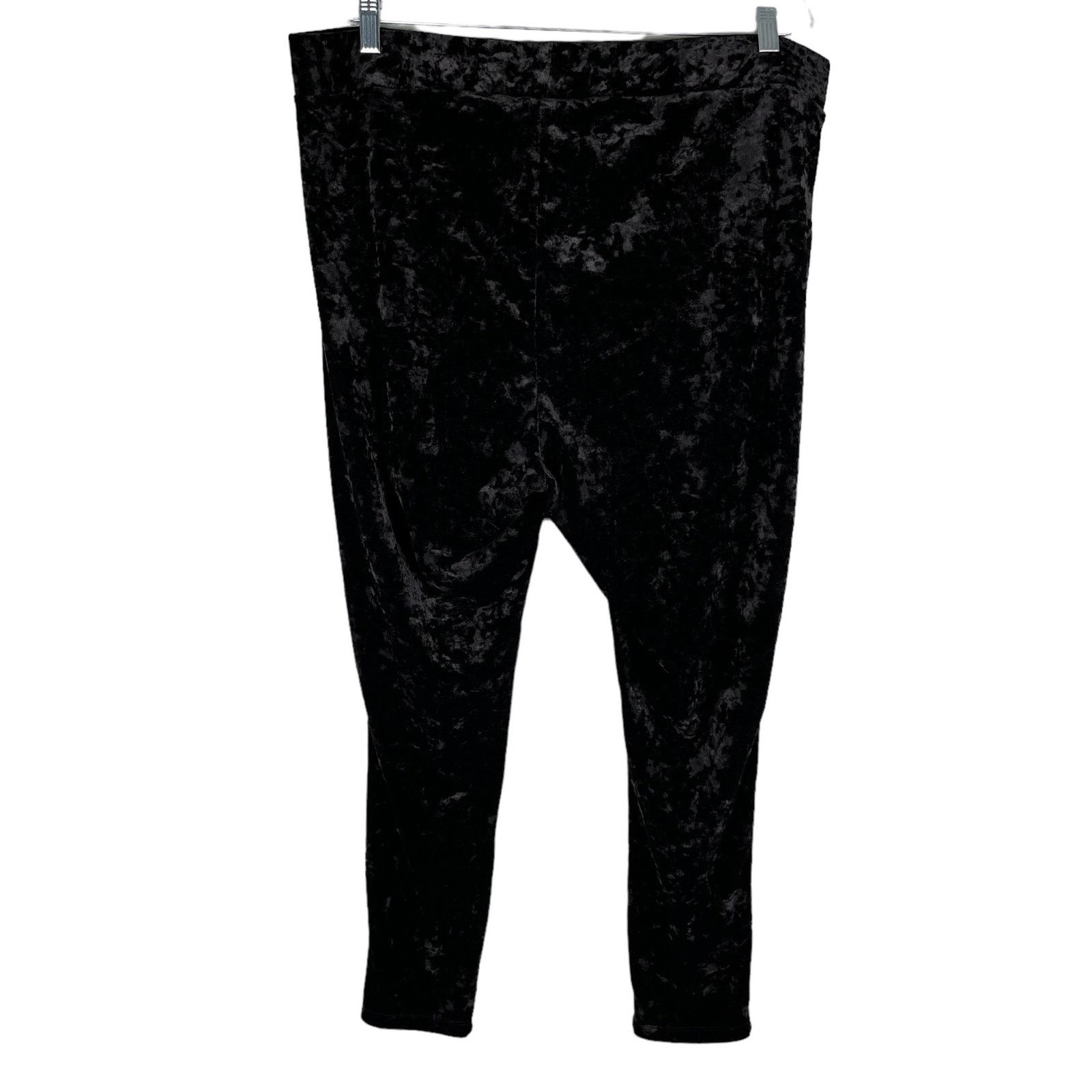 Other Torrid Pants Black Crushed Velvet Pull On 3 3X Elastic Waist Size 40" / US 18 - 10 Thumbnail
