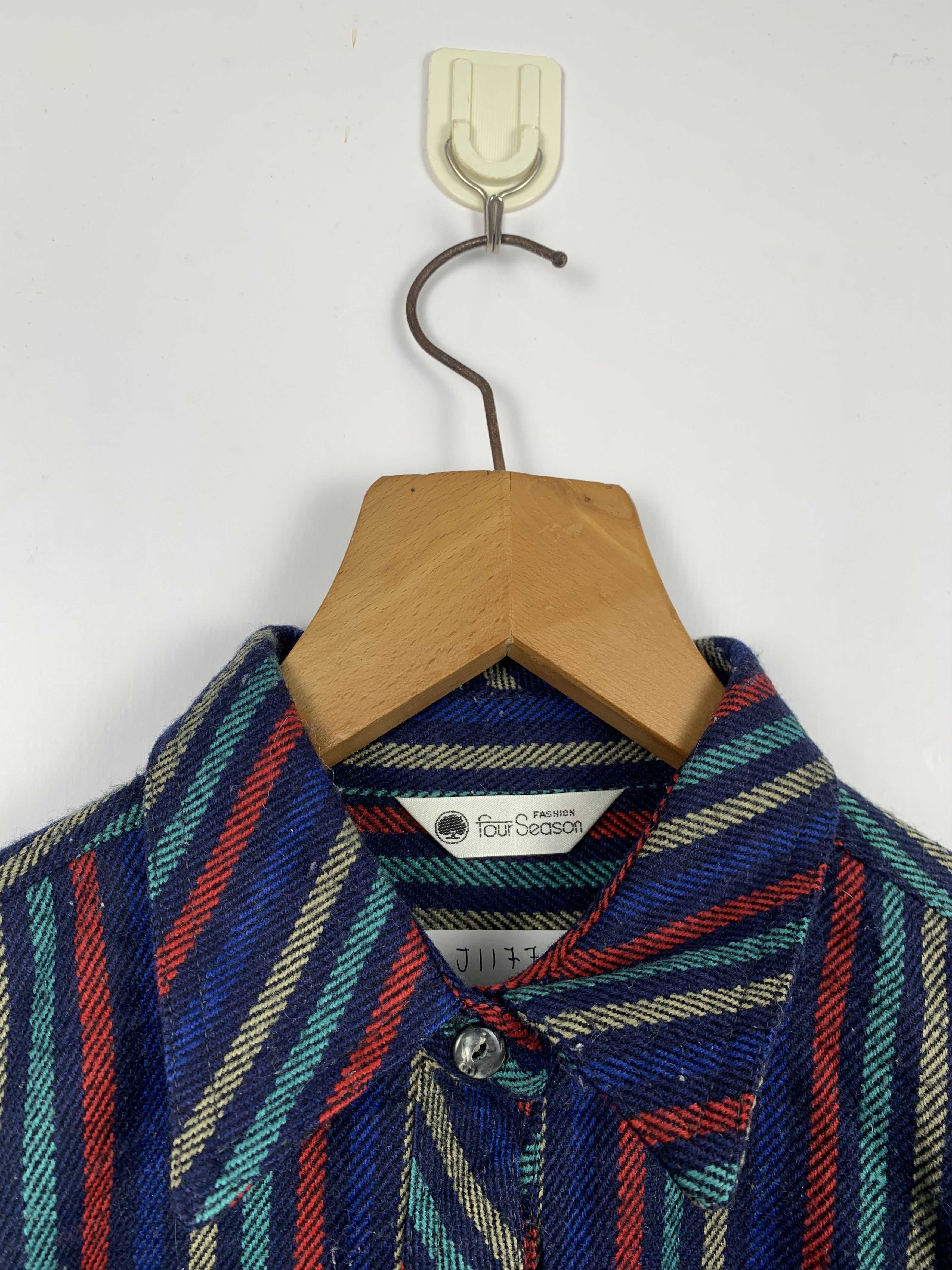 Vintage Vintage Multicolour Striped Double Pocket Shirt J1177 Size US L / EU 52-54 / 3 - 10 Thumbnail