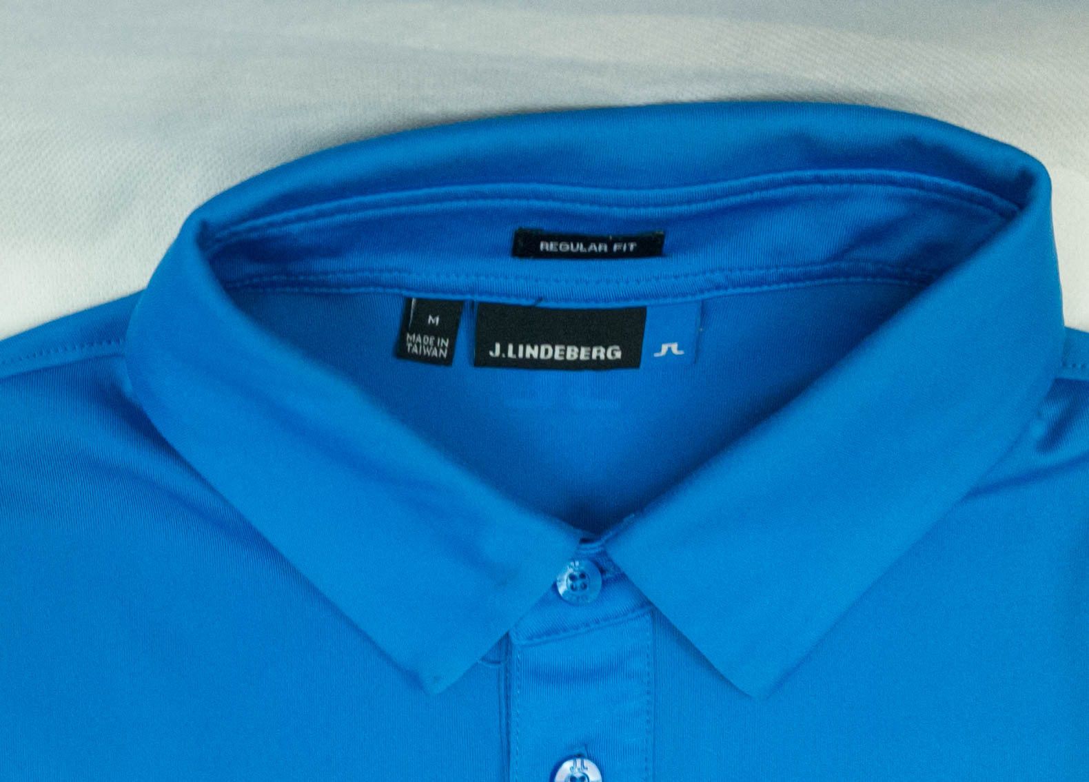 J.Lindeberg J.Lindeberg mens polo top polyester size M-L ( LABEL M) vgc Size US M / EU 48-50 / 2 - 5 Thumbnail