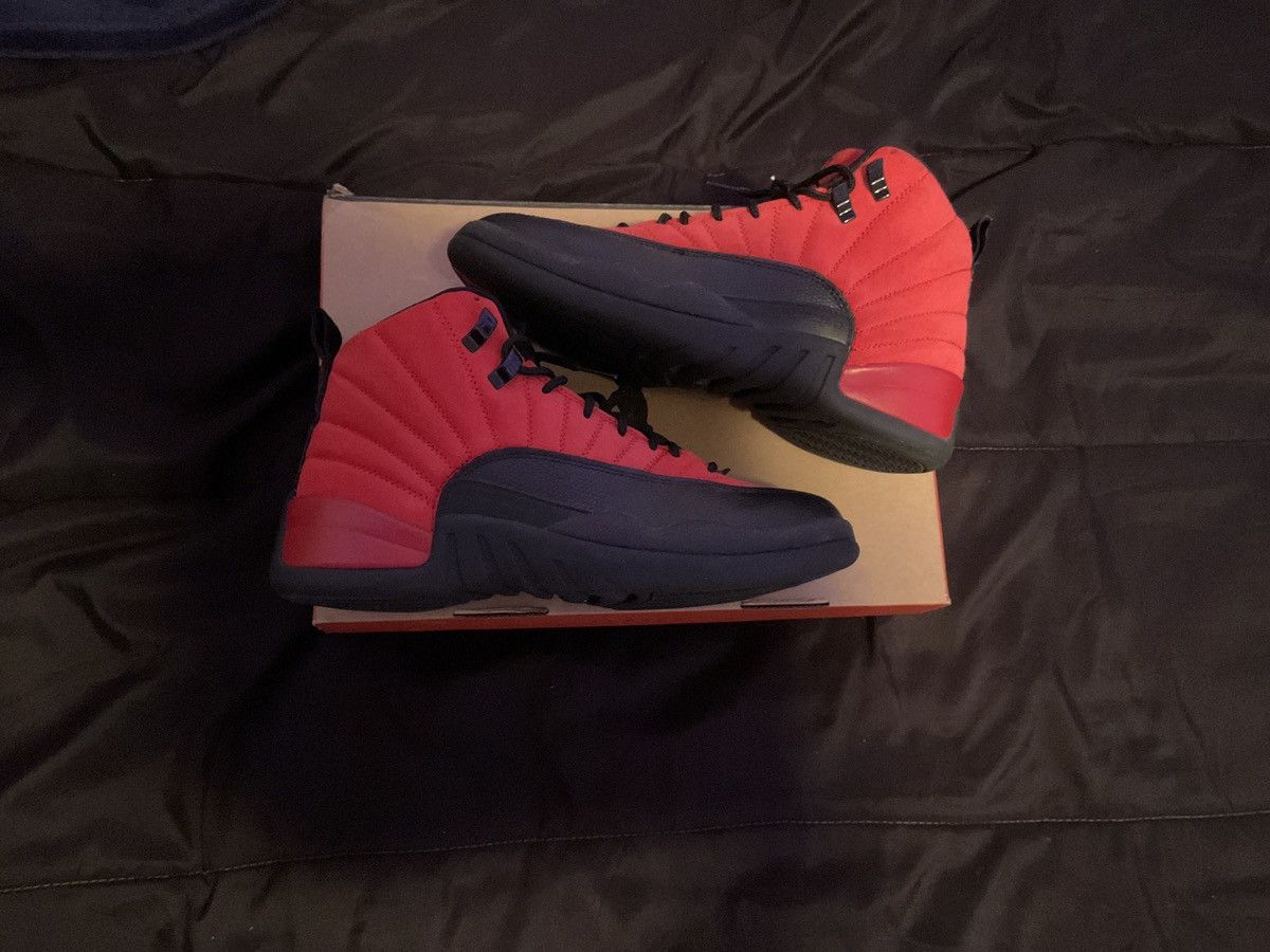 Jordan Brand Jordan 12 REVERSE FLU GAME Size US 8 / EU 41 - 2 Thumbnail