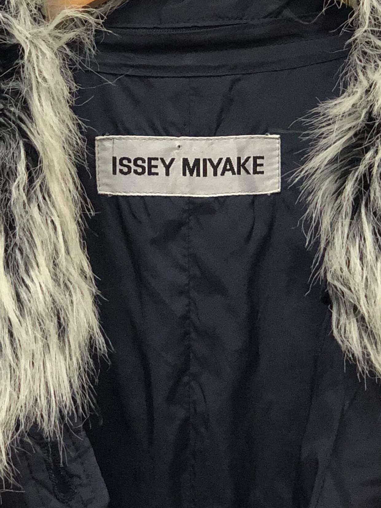 Issey Miyake ISSEY MIYAKE Faux Fur Collar Detachable Down Jacket Black Size L / US 10 / IT 46 - 6 Thumbnail
