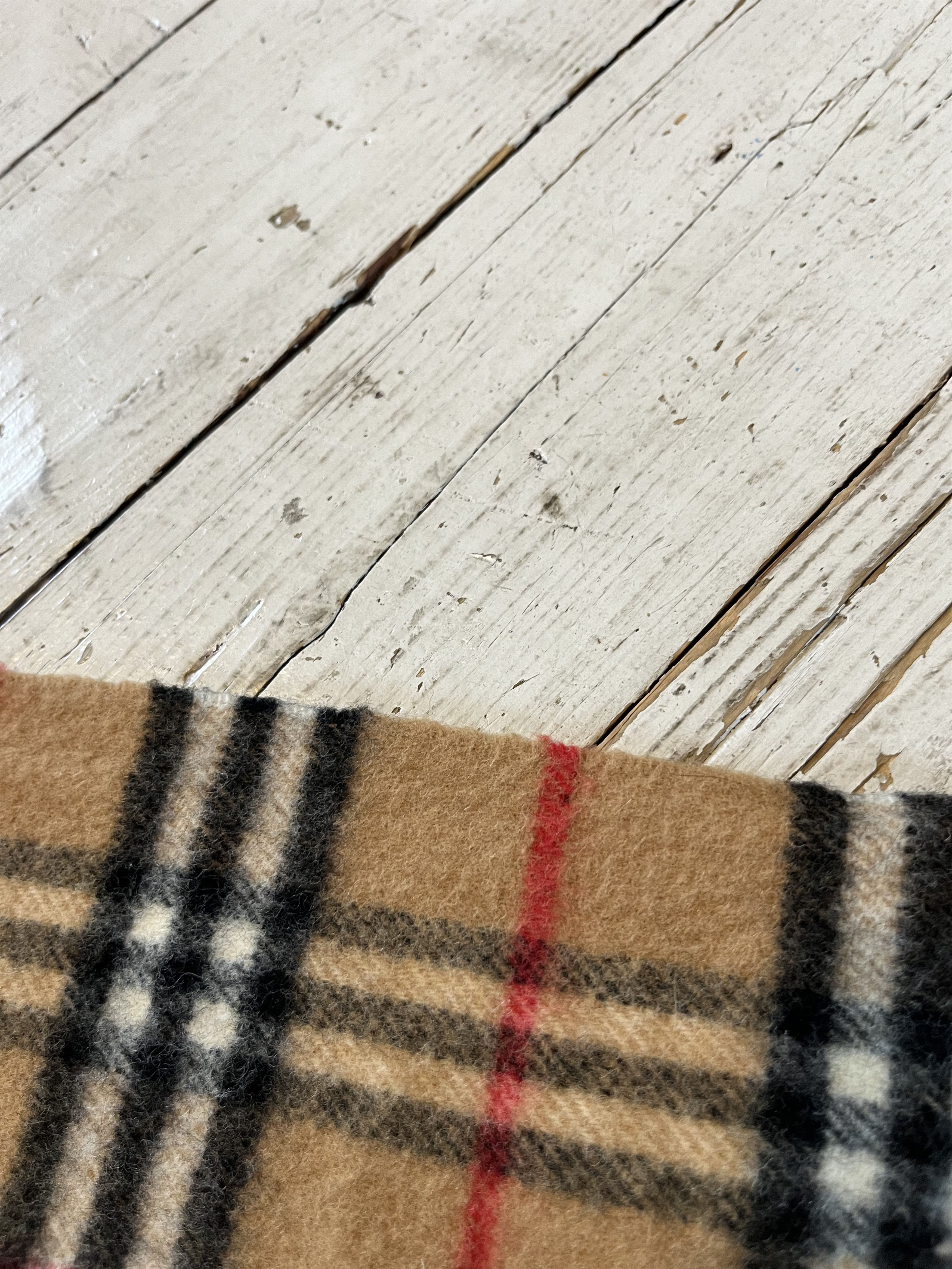 Burberry Burberry London Pure Lambswool Long Scarf Size ONE SIZE - 4 Thumbnail