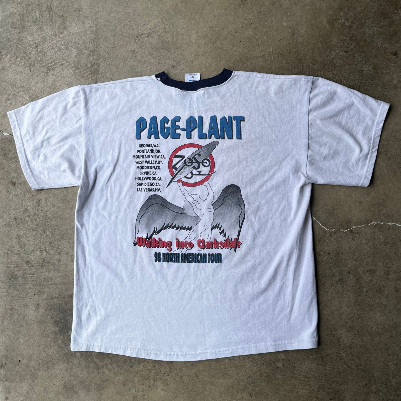 Vintage VINTAGE PAGE-PLANT WALKING INTO CLARKSDALE 1998 SHIRT XL Size US XL / EU 56 / 4 - 2 Thumbnail