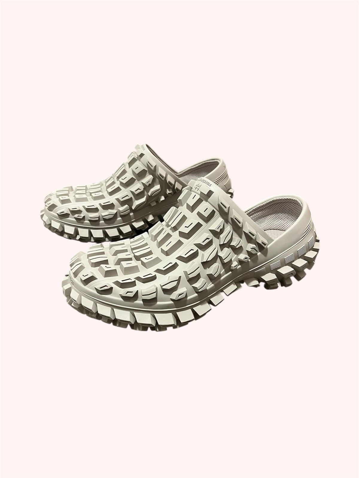 Balenciaga Defender Clogs Beige Size US 11 / EU 44 - 7 Thumbnail