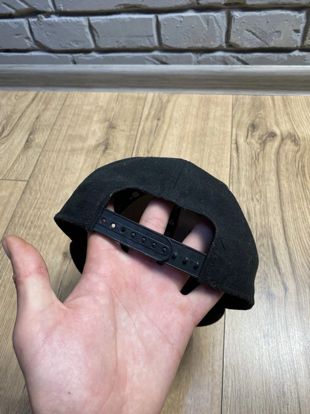 Canada Goose CANADA GOOSE CLASSIC DISC STRAP BACK HAT CAP NEW ERA BLACK Size ONE SIZE - 4 Thumbnail