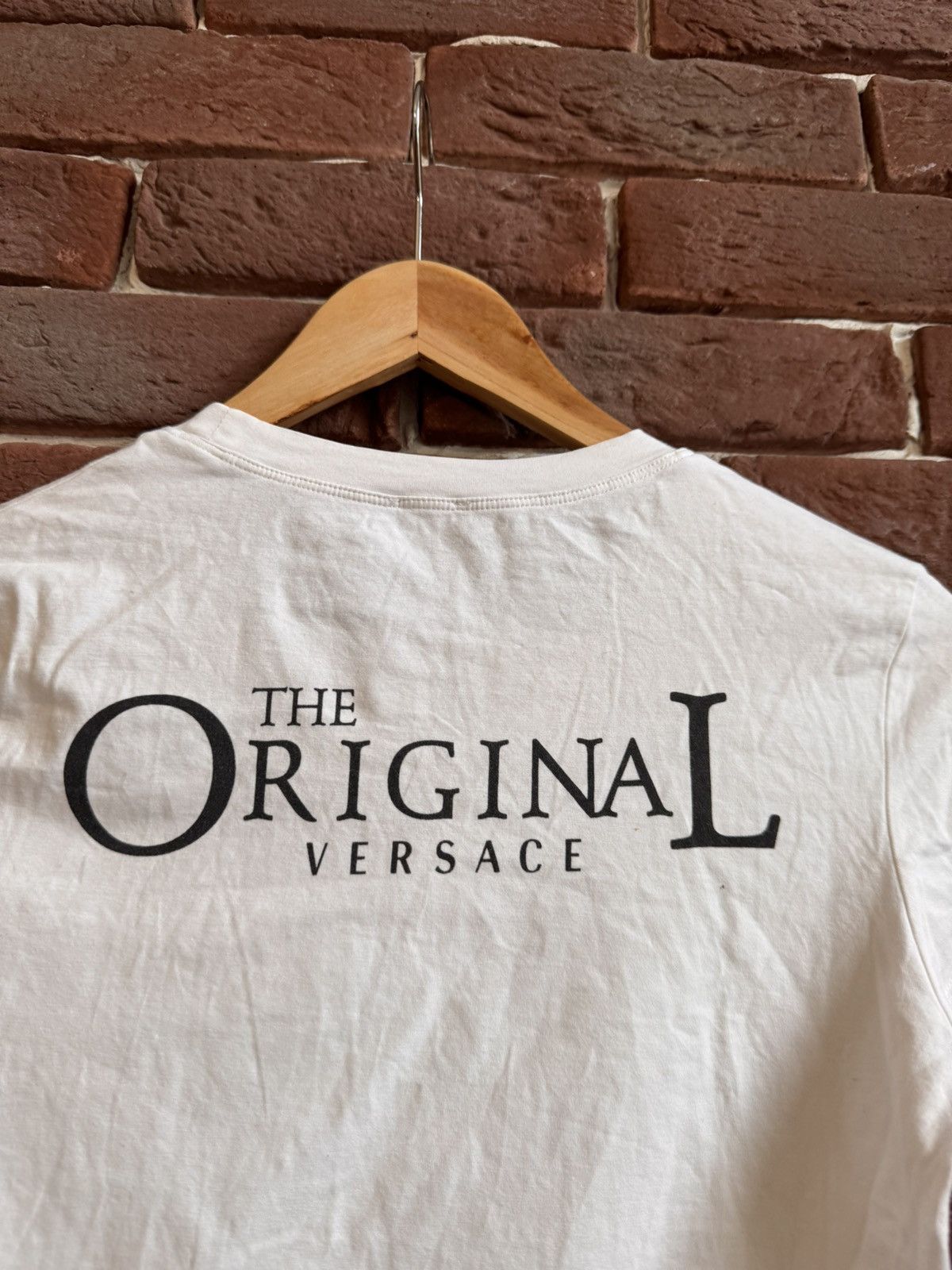 Versace Vintage Versace Jeans Couture Rare Spellout Women’s Tshirt S Size S / US 4 / IT 40 - 7 Thumbnail