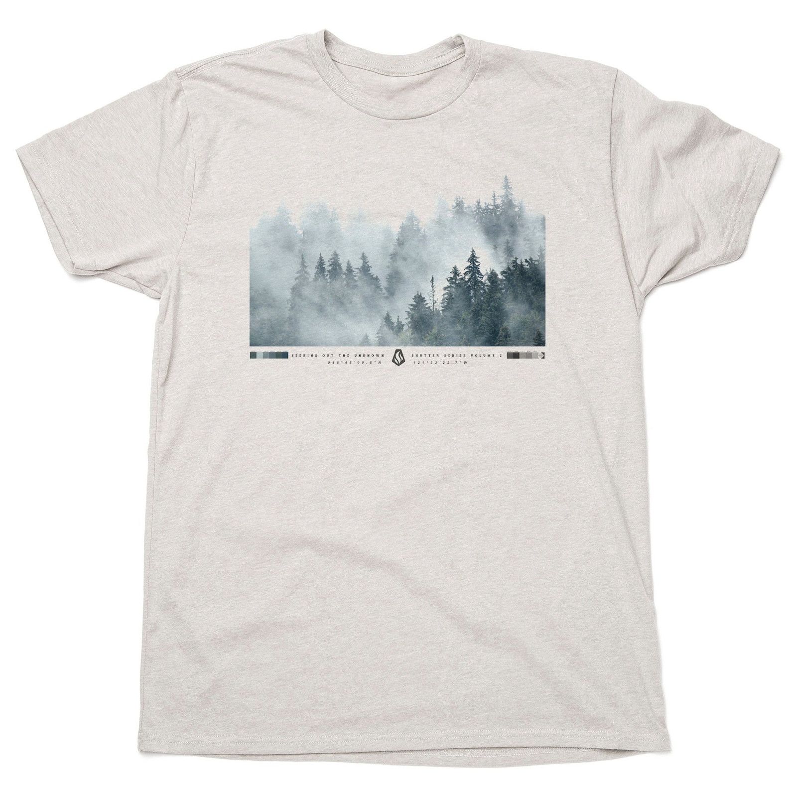 Designer × Vintage Mountain T-Shirt for Men – Winter Scenery Size US L / EU 52-54 / 3 - 1 Thumbnail