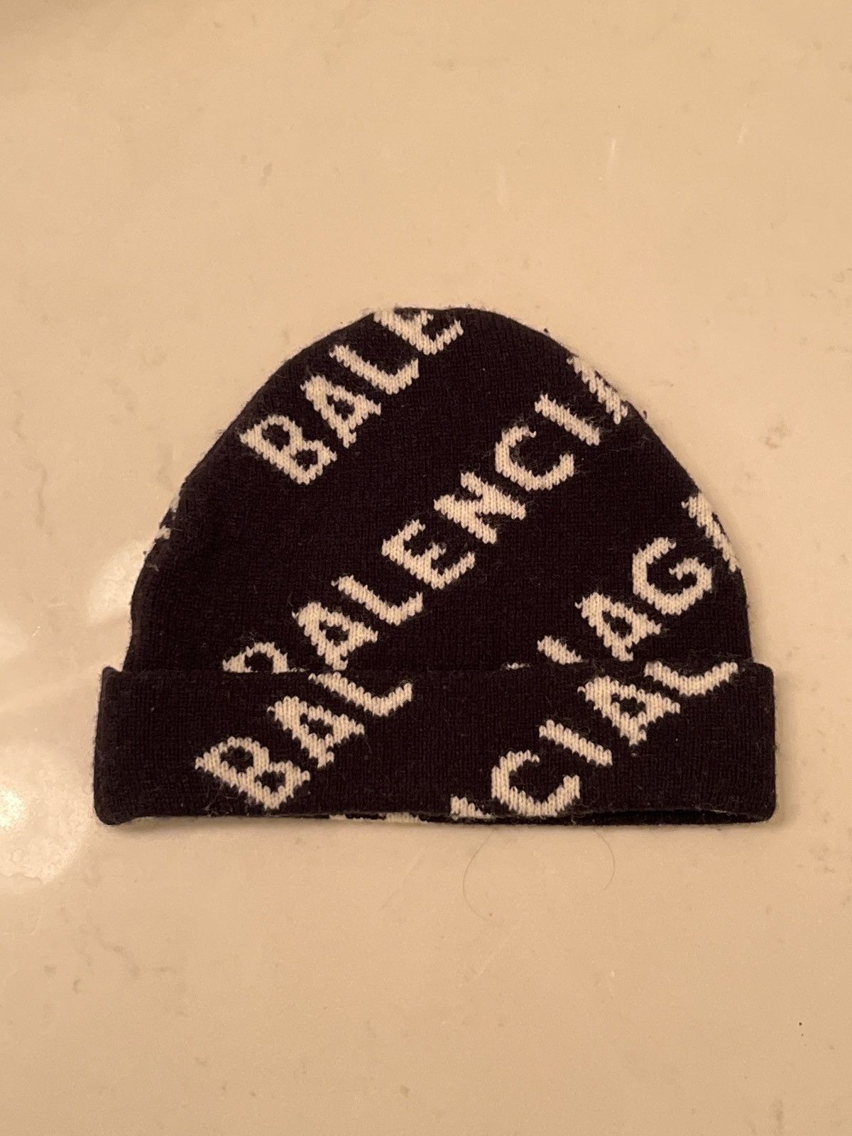 Balenciaga Beverly Hills Beanie Hat | Grailed