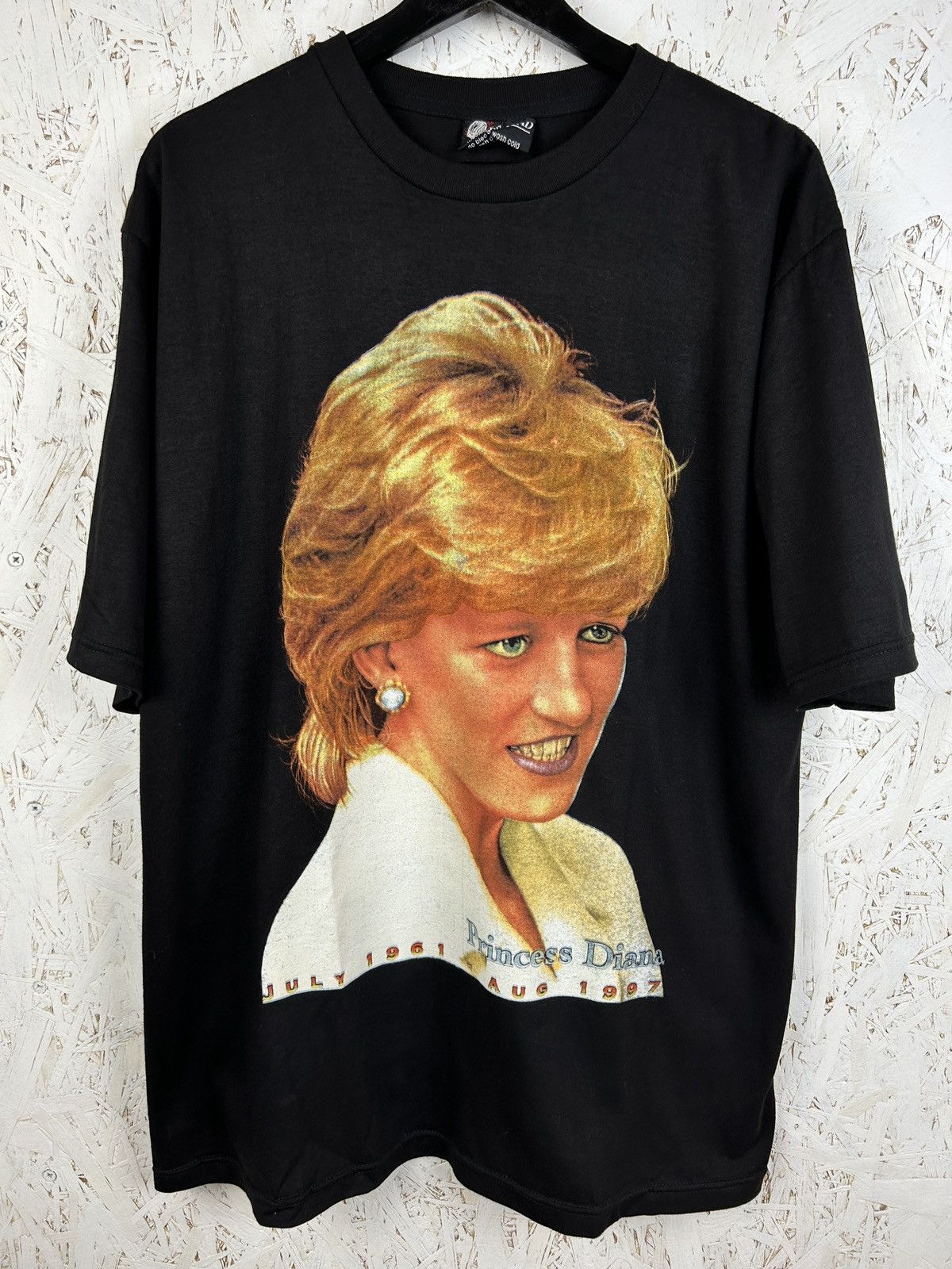 Rap Tees 90s Vintage Princess Diana Memorial Rap Tee The End T-Shirt Size US L / EU 52-54 / 3 - 1 Thumbnail