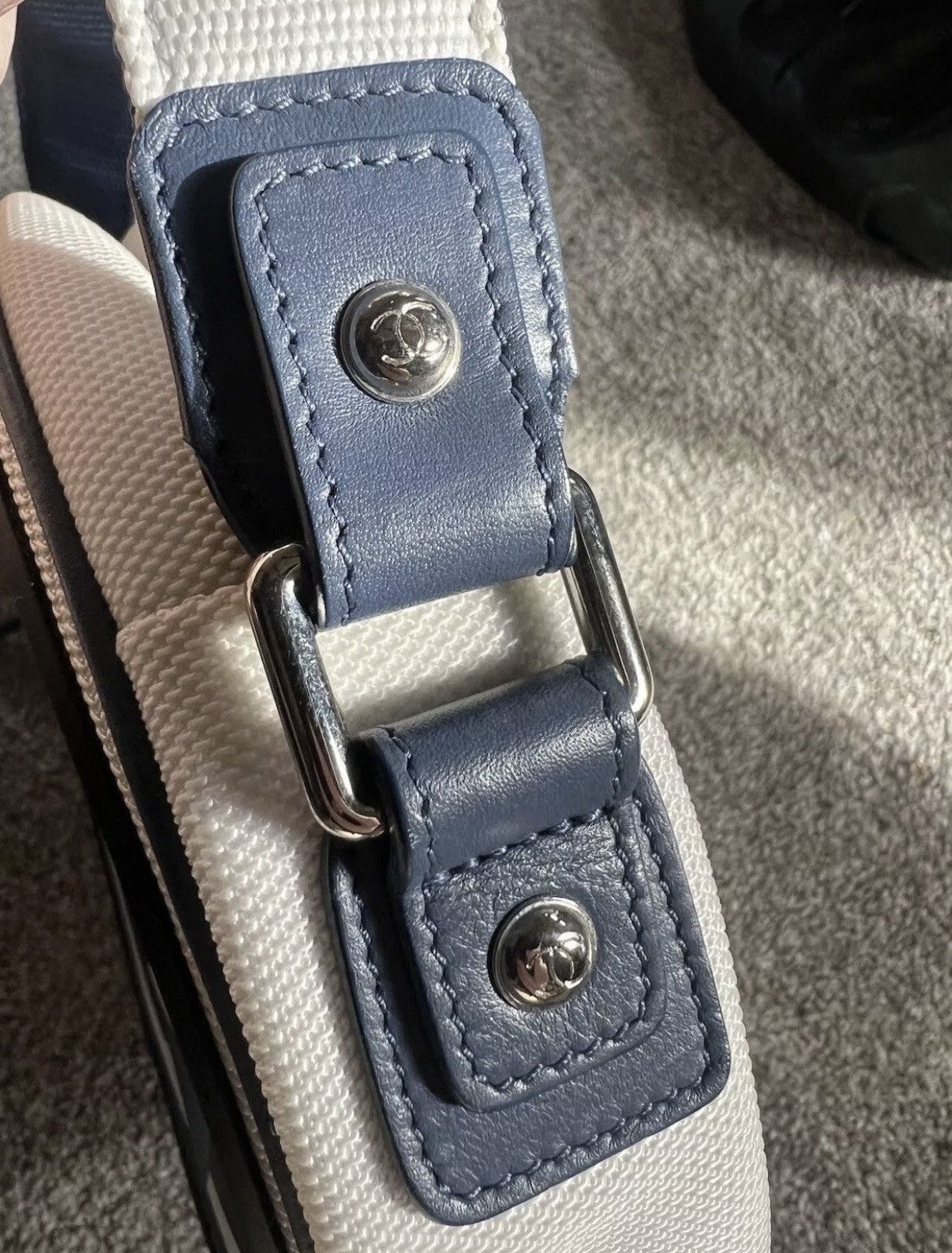 Chanel Chanel SS16 Airlines Round Canteen Crossbody Bag Size ONE SIZE - 4 Thumbnail