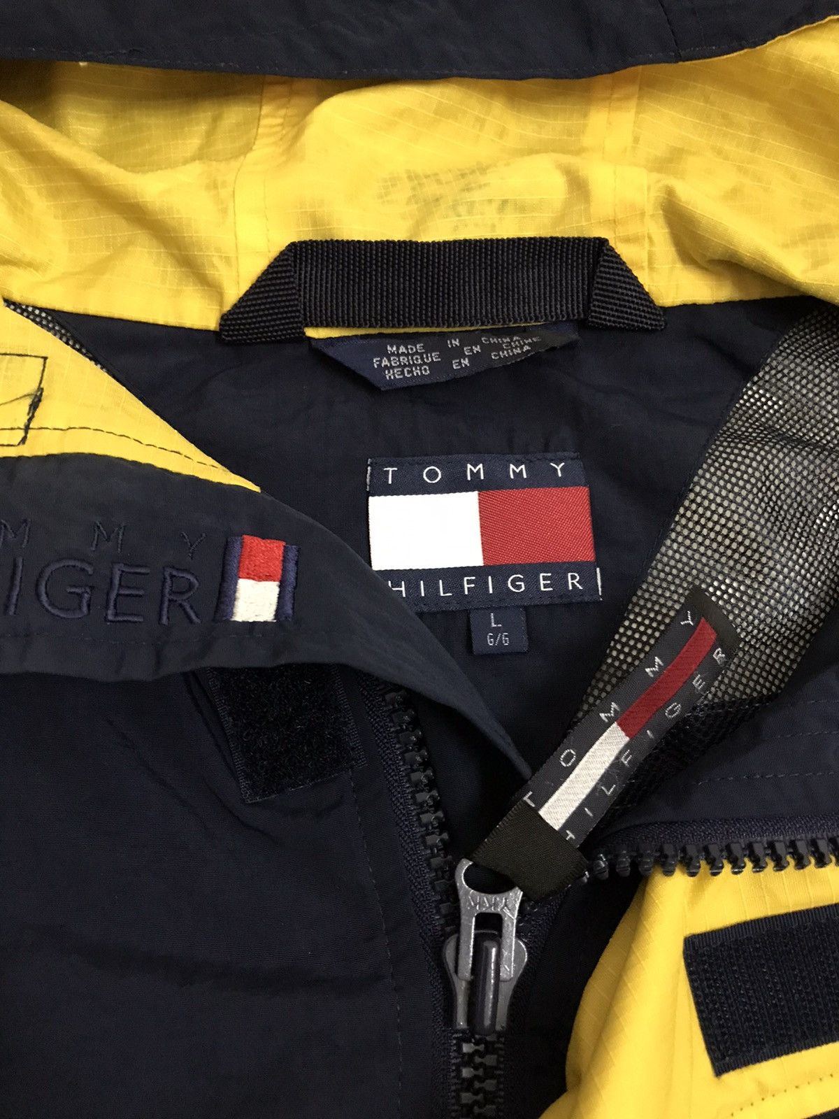 Tommy Hilfiger Vintage Tommy Hilfiger Sailing Gear Waist Bag Jacket Size US L / EU 52-54 / 3 - 6 Thumbnail