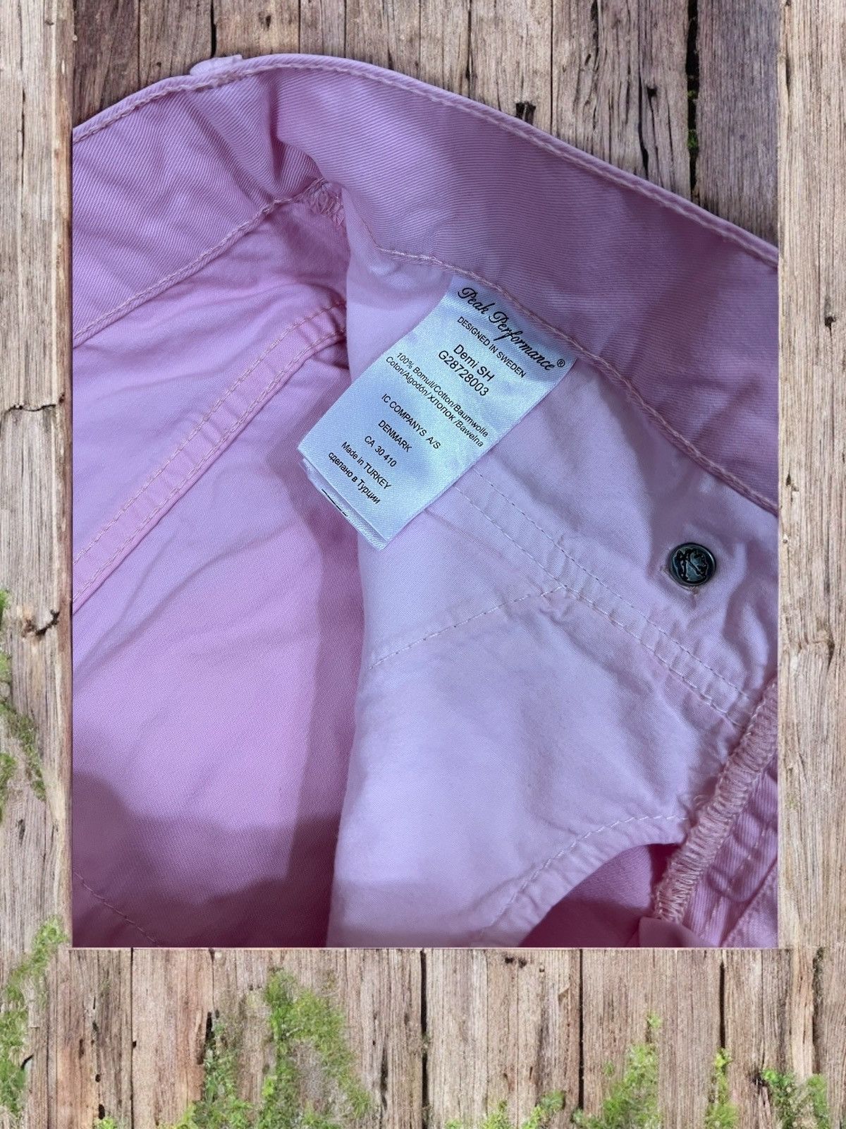 Peak Performance Peak Performance shorts size 26 Size 26" / US 2 / IT 38 - 5 Thumbnail