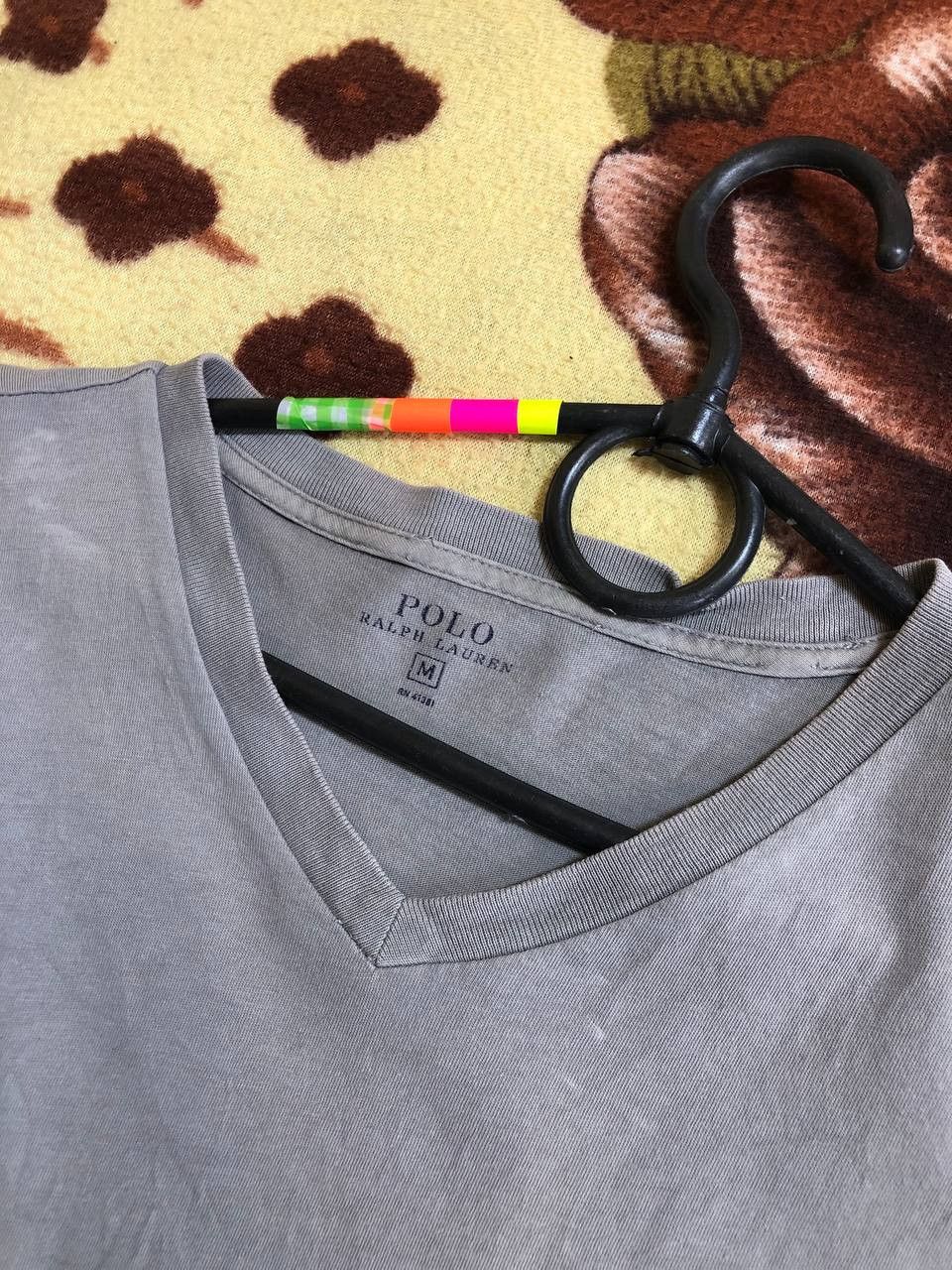 Polo Ralph Lauren Polo By Ralph Lauren V Neck Mens Short Sleeve Shirt Size US M / EU 48-50 / 2 - 9 Thumbnail