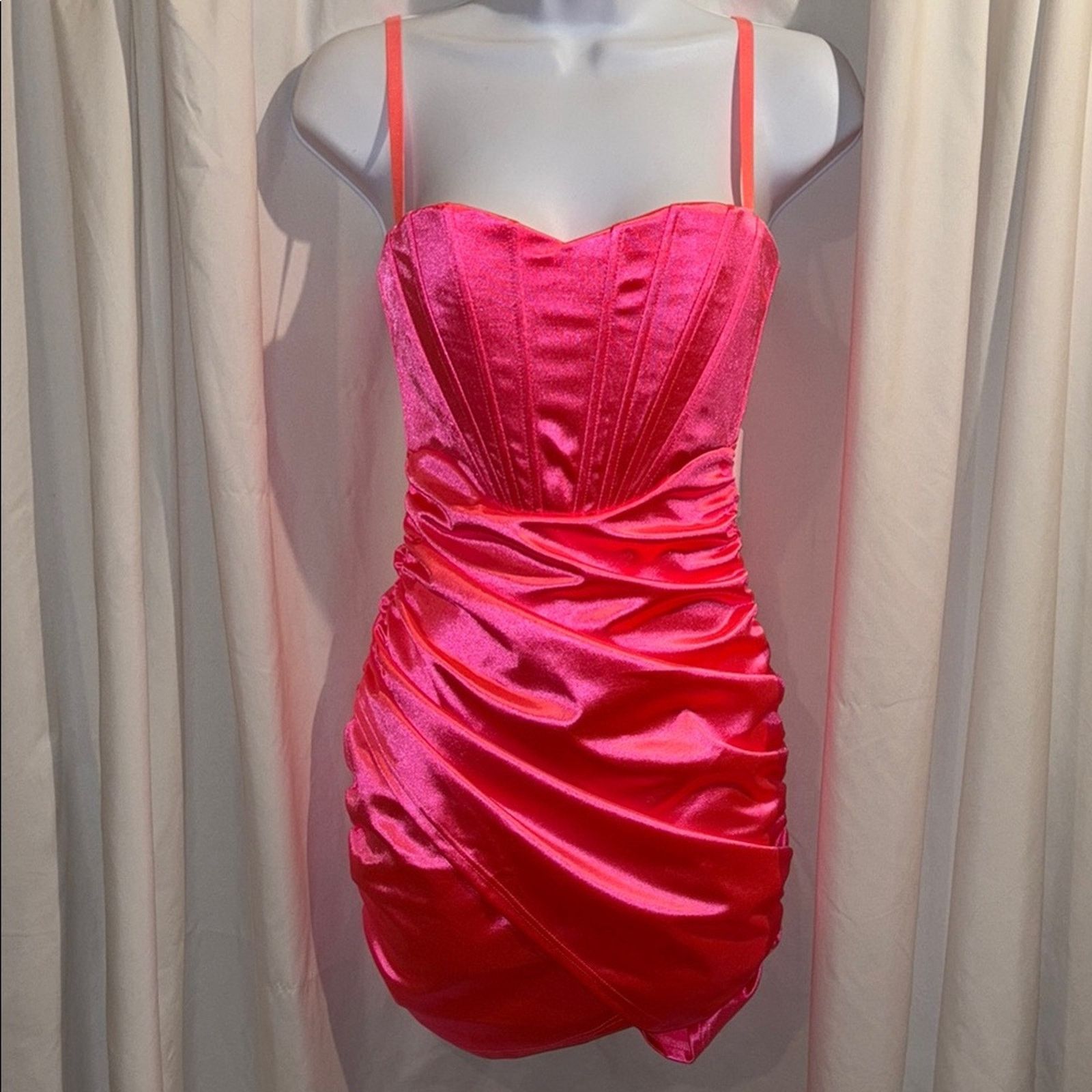 The Unbranded Brand Pink Satin Strapless Dress Extra Small Size XS / US 0-2 / IT 36-38 - 2 Thumbnail