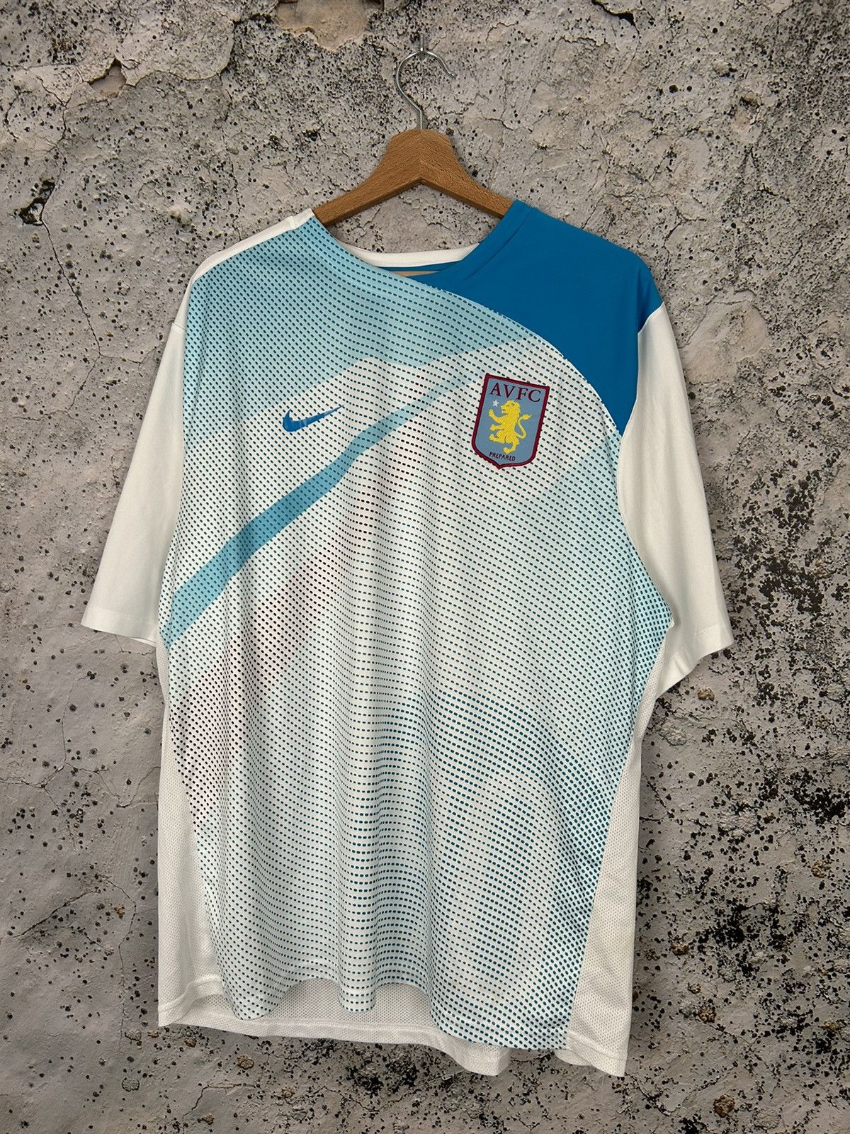 Nike Vintage Aston Villa Soccer Jersey Football Nike 90s Hype Size US XL / EU 56 / 4 - 1 Thumbnail