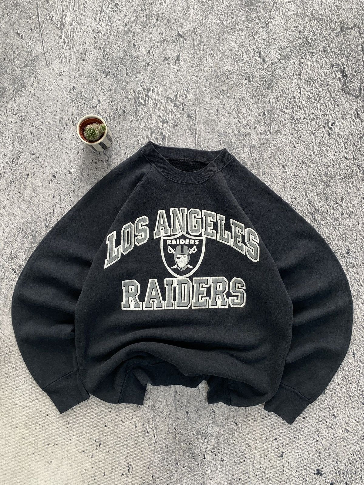 NFL × Vintage Sweatshirt Vintage NFL 90’ raiders Los Angeles Streetwear Size US M / EU 48-50 / 2 - 1 Thumbnail