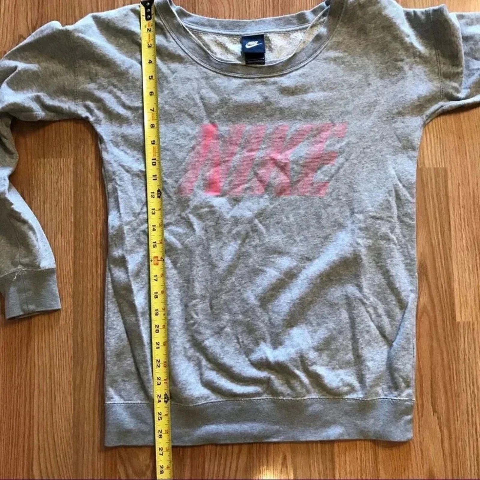 Nike Nike Grey Spell Out Pullover Sweatshirt Women’s Size Small Size S / US 4 / IT 40 - 7 Thumbnail