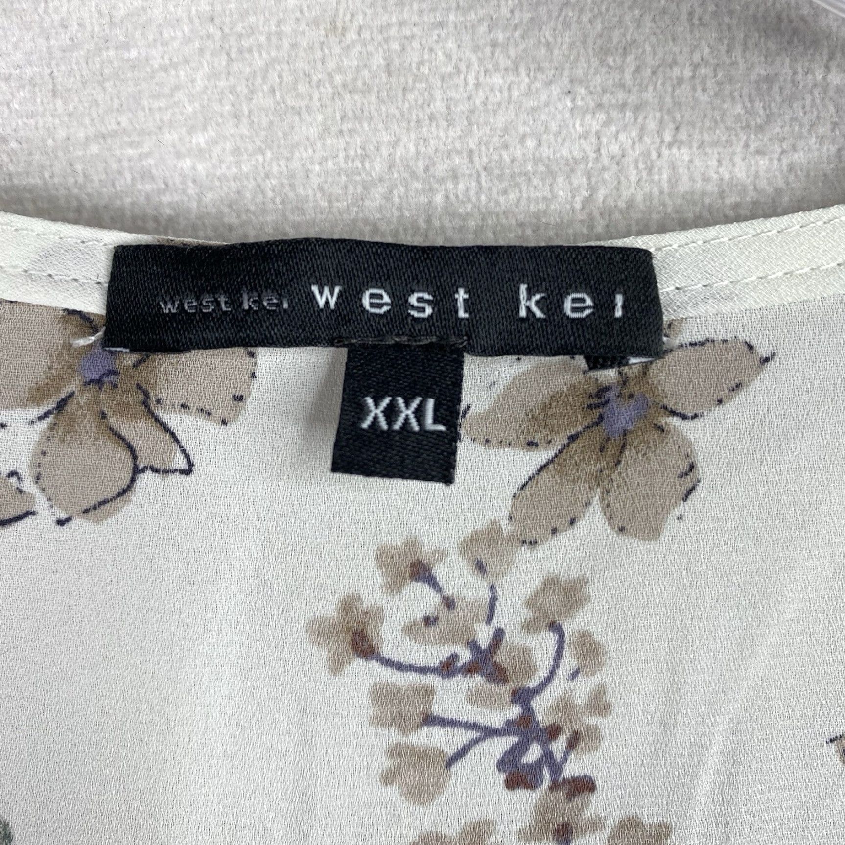 Vintage West Kei Blouse Tunic Womens XXL Floral White V Neck 3/4 Sleeve Knit Polyester Casual Shirt Buttonless Pullover Size XXL / US 16-18 / IT 52-54 - 3 Thumbnail