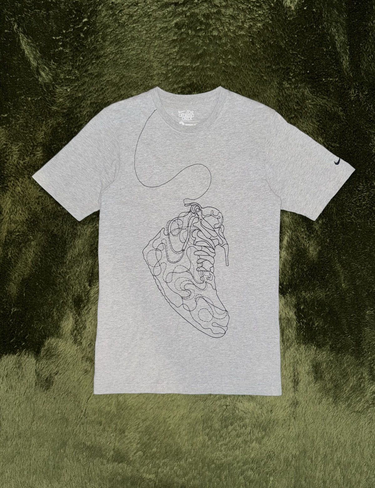 Nike [S] 00s Nike Dept Stitched Graphic T-Shirt Grey Size US S / EU 44-46 / 1 - 1 Thumbnail