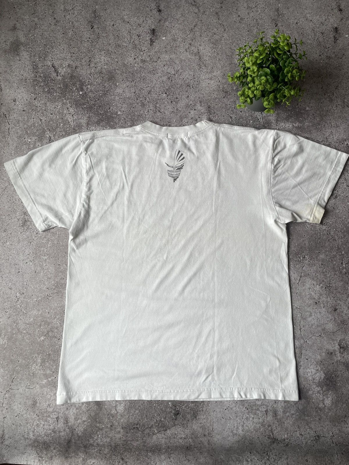 Anime Vintage Y2K 2000s Bleach Shirt Anime Manga Ichigo Kurosaki L Size US L / EU 52-54 / 3 - 5 Thumbnail