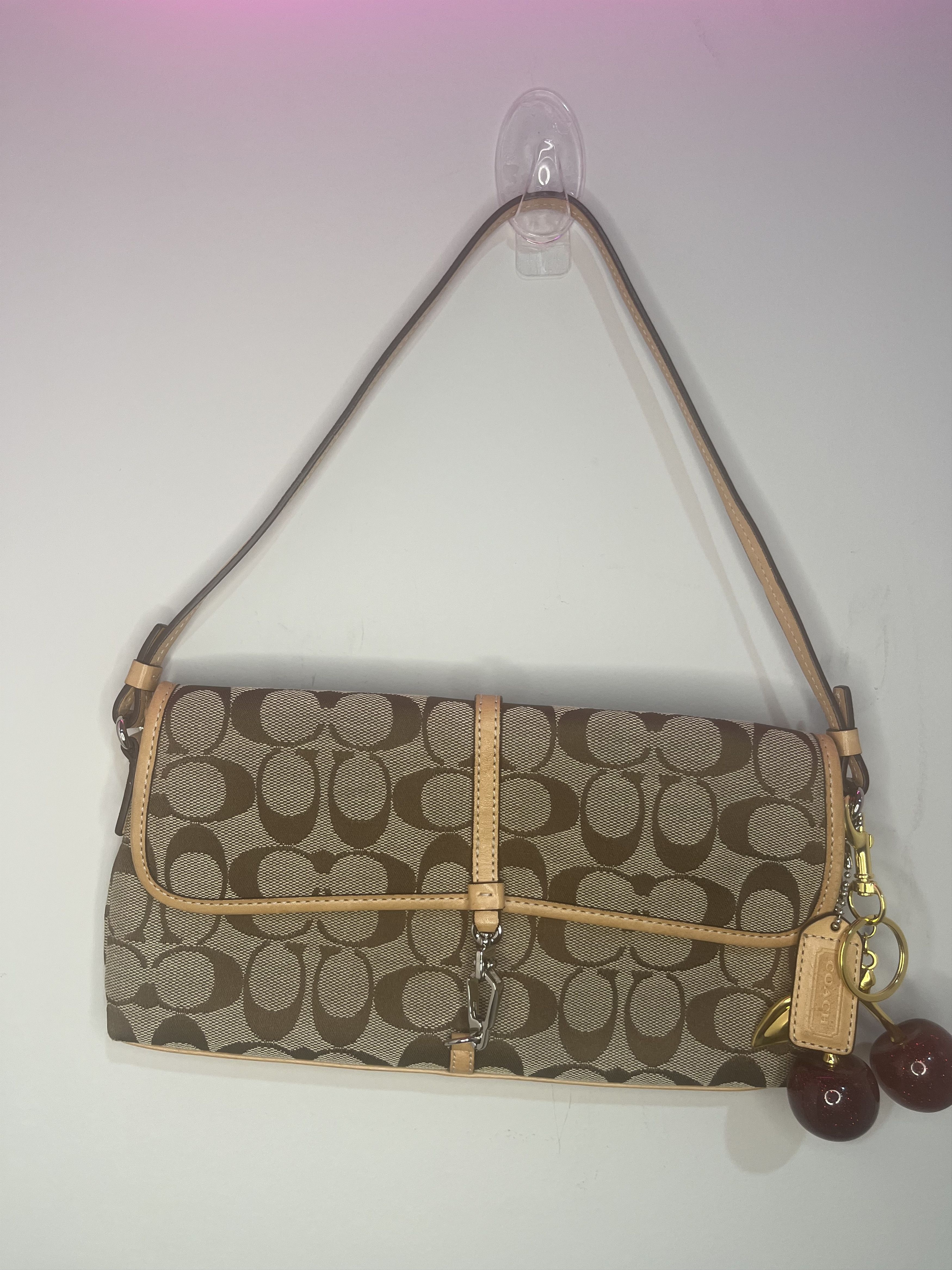 Vintage Coach Hampton Shoulder Bag Tan/Khaki Signature