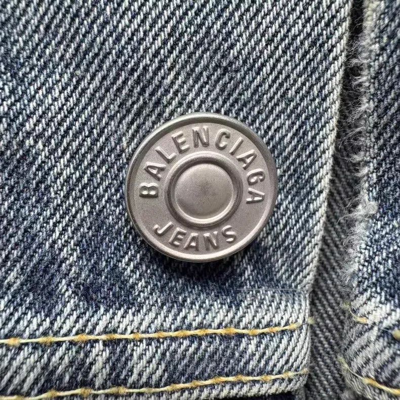 Balenciaga Balenciaga Blue full print pattern logo denim jacket Size US S / EU 44-46 / 1 - 4 Thumbnail